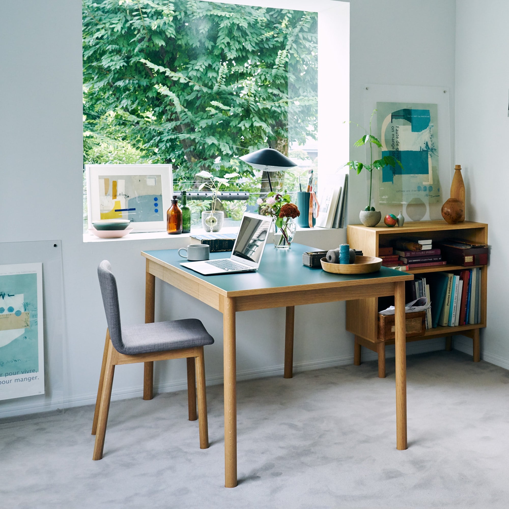 ［ＩＤＥＥ］ＳＴＩＬＴ　ＴＡＢＬＥ　１２００　ＧＲＥＥＮ　ＢＬＡＣＫ