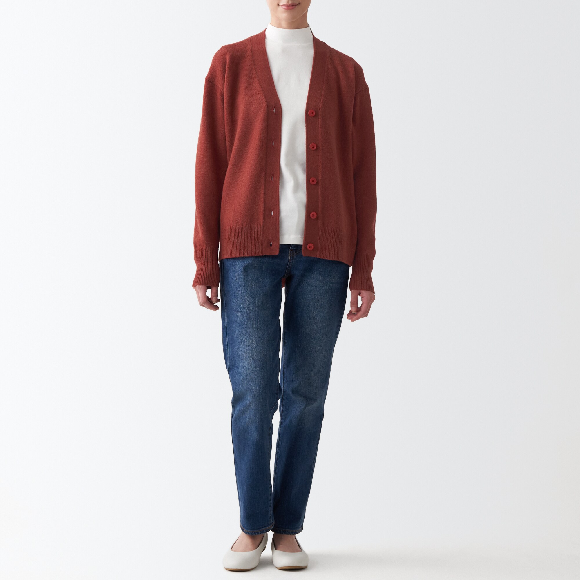 ウールミドルゲージＶネックカーディガン