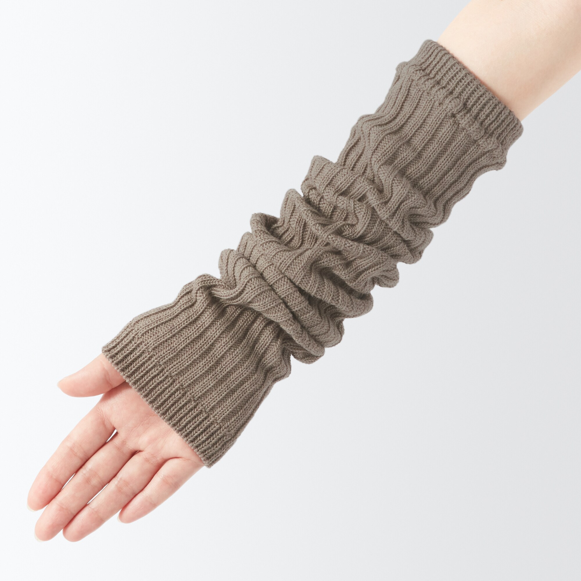 あったか綿　手にも使える　レッグウォーマー（ウール入り）