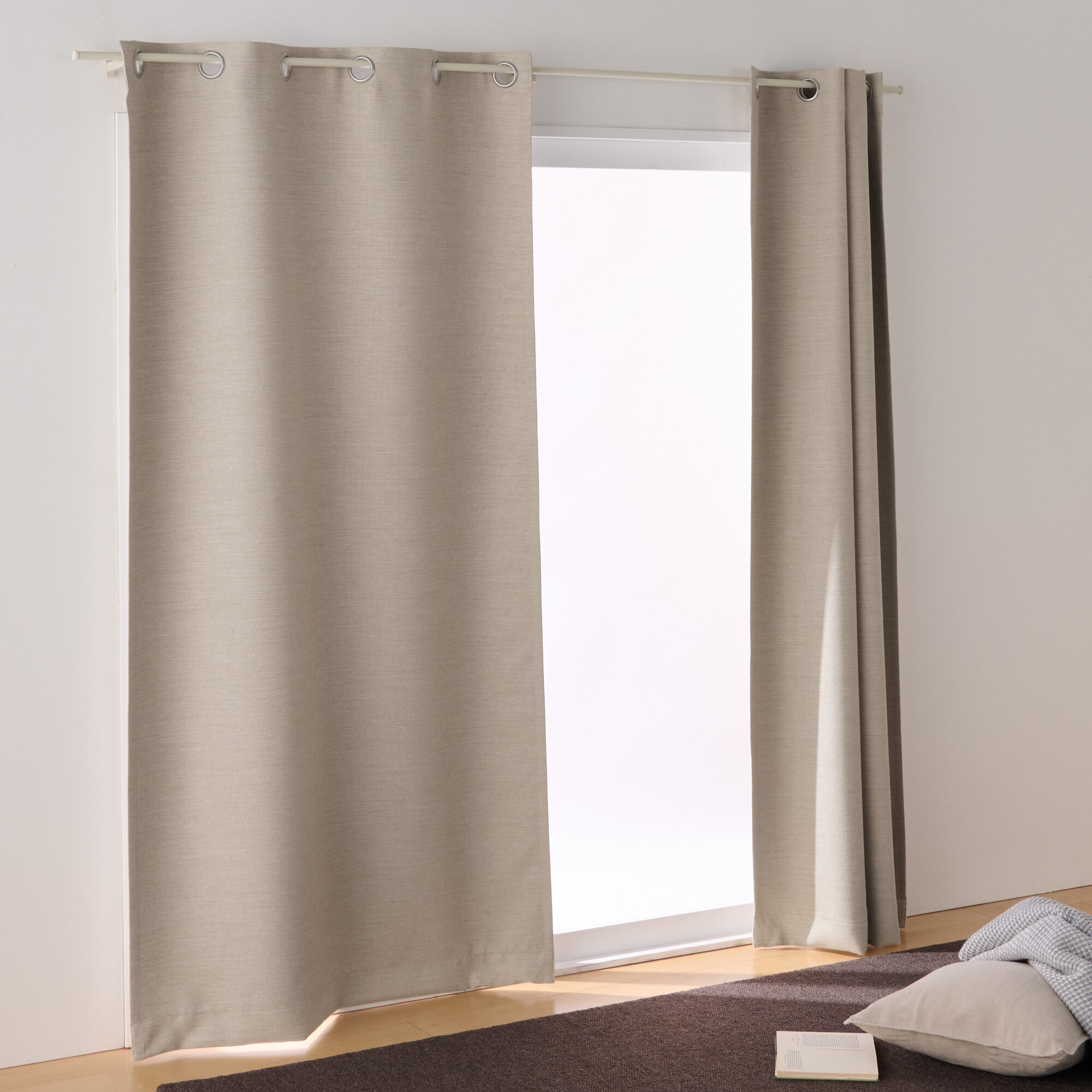 【遮光１級】防炎・遮光性　二重織りハトメカーテン／ブラウン