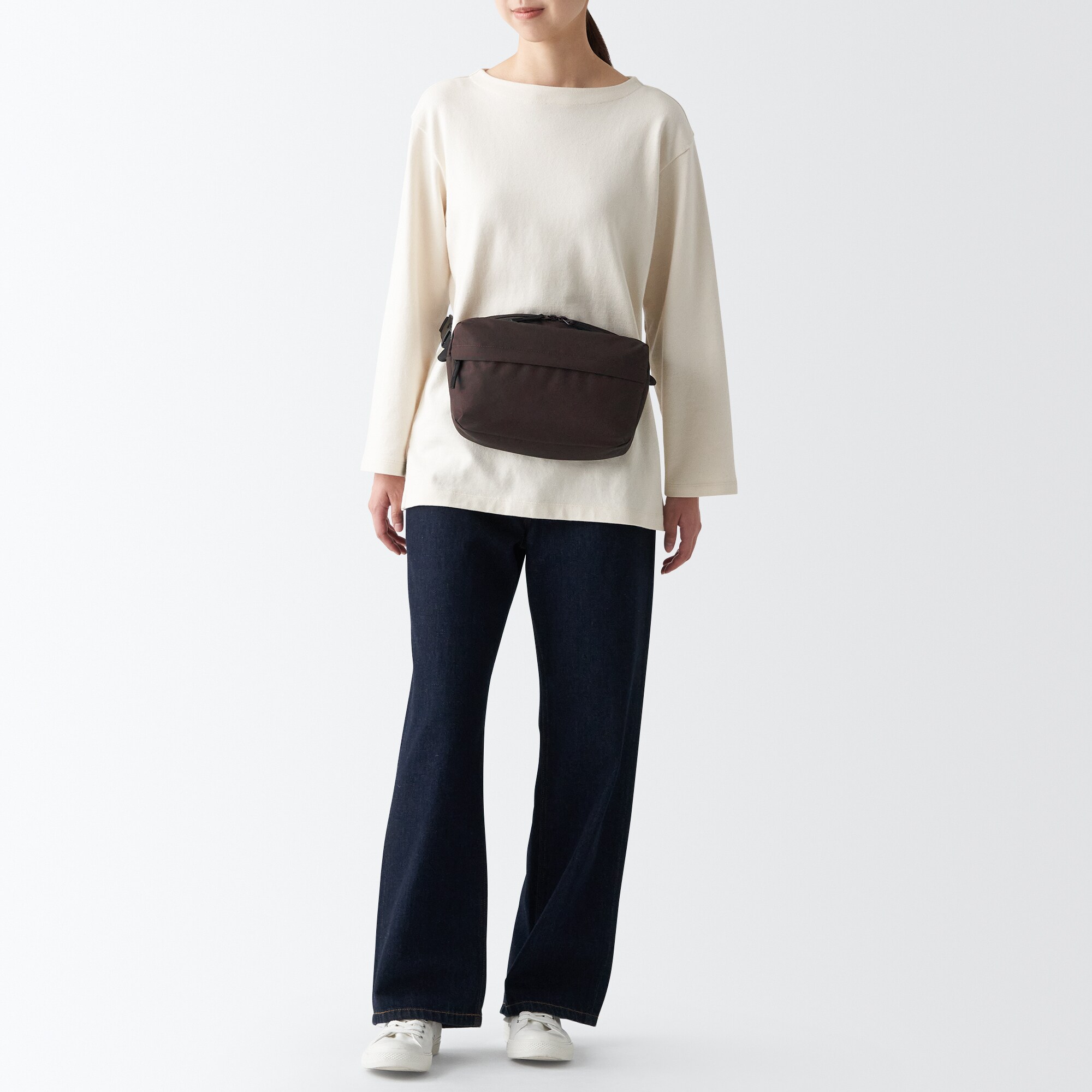 ウエストポーチにもなる　撥水ショルダーバッグ