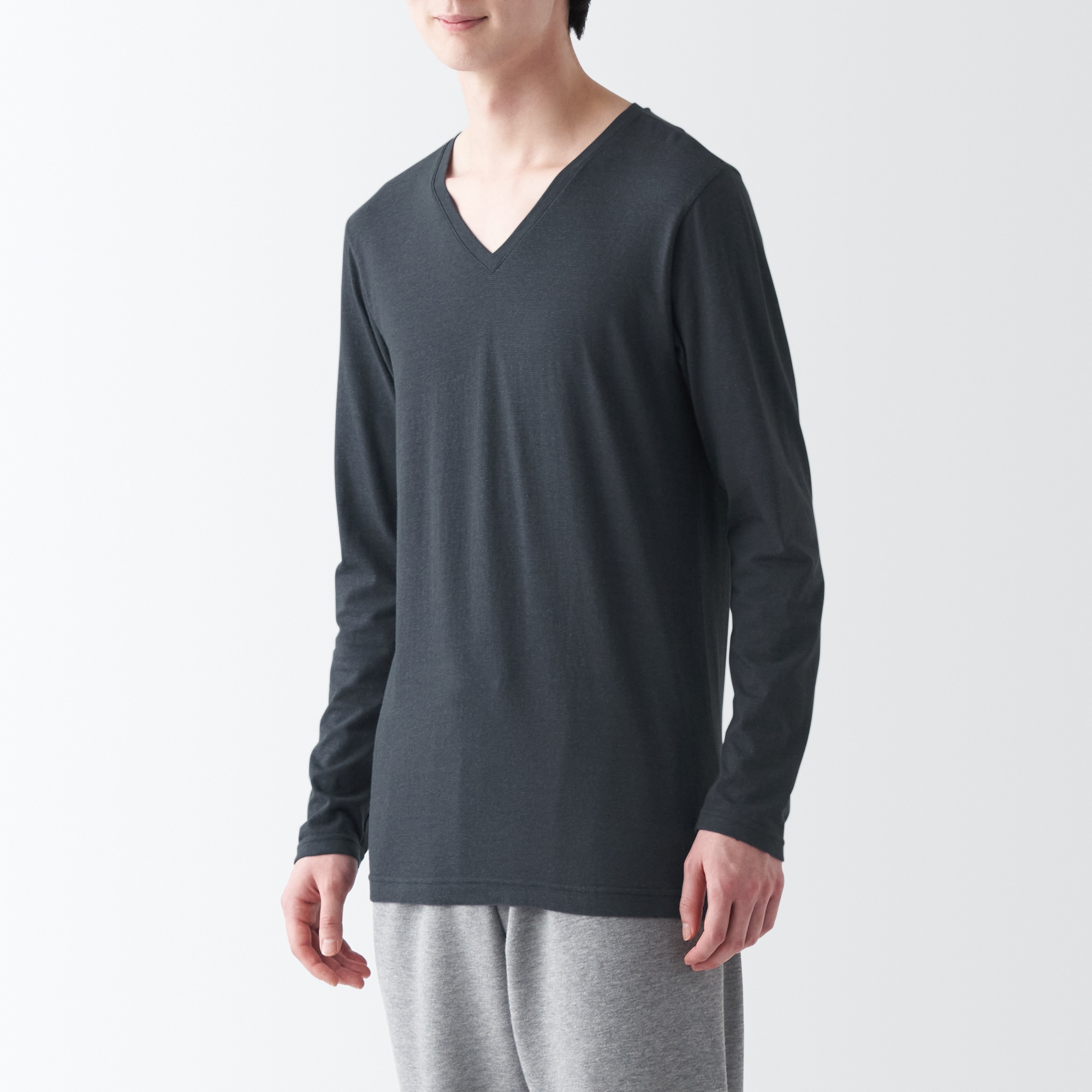 あったか綿　Ｖネック長袖Ｔシャツ