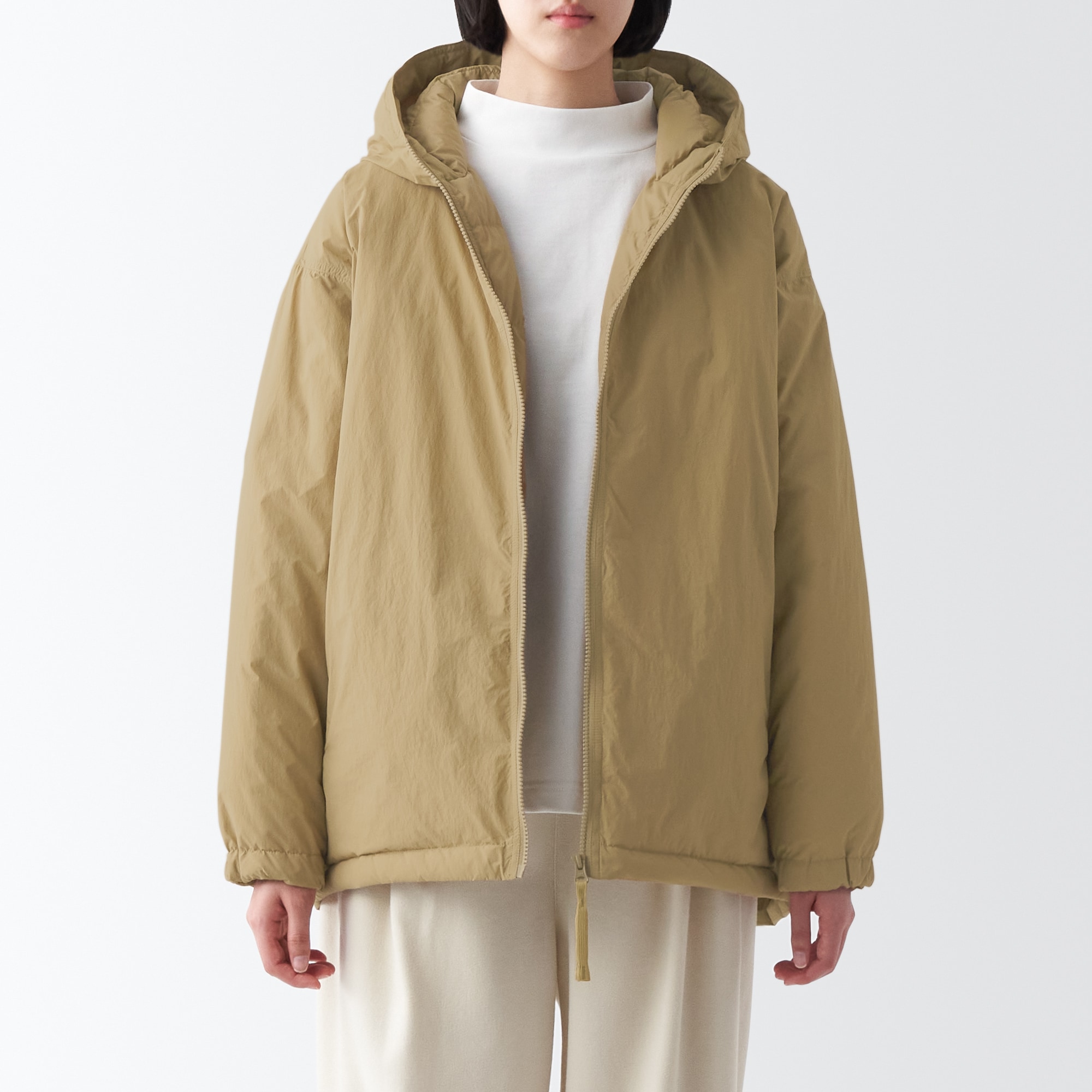 撥水フード付きダウンジャケット