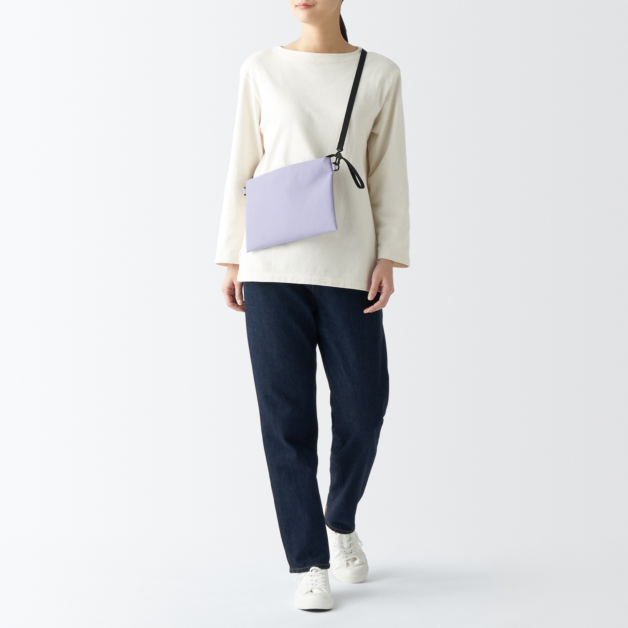 ポーチとしても使える　撥水サコッシュ