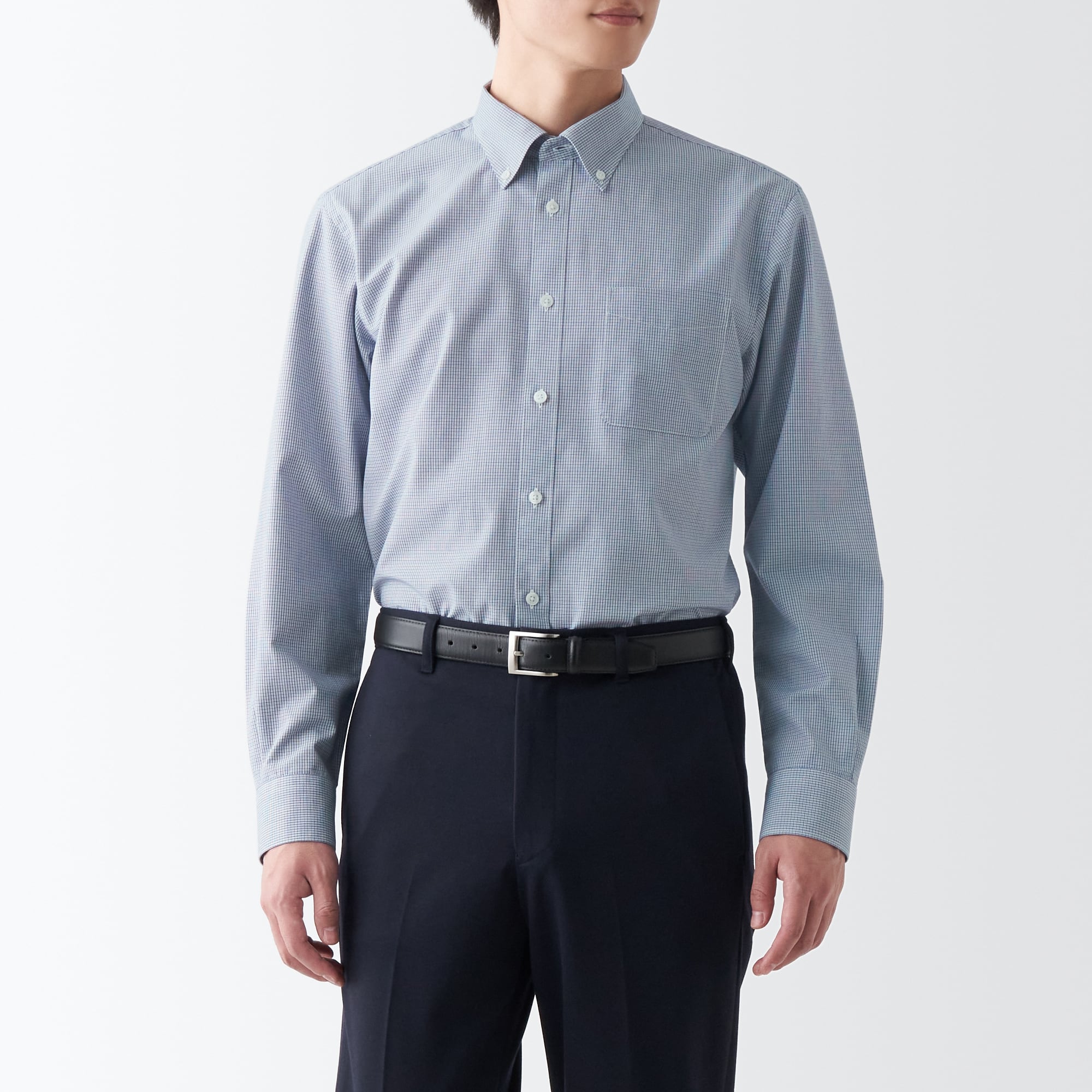 シワになりにくいボタンダウン長袖シャツ