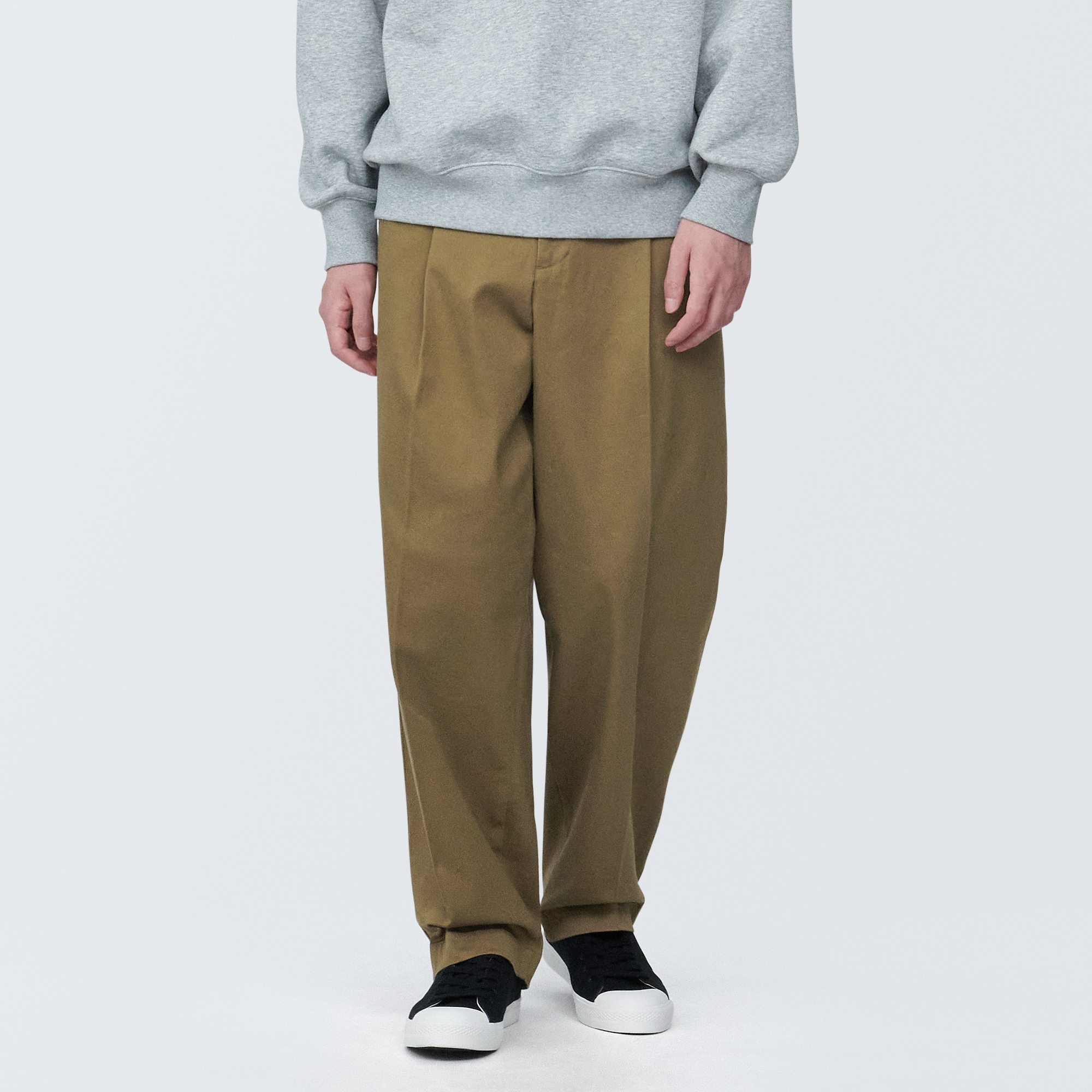 紳士　ストレッチチノタックワイドパンツ