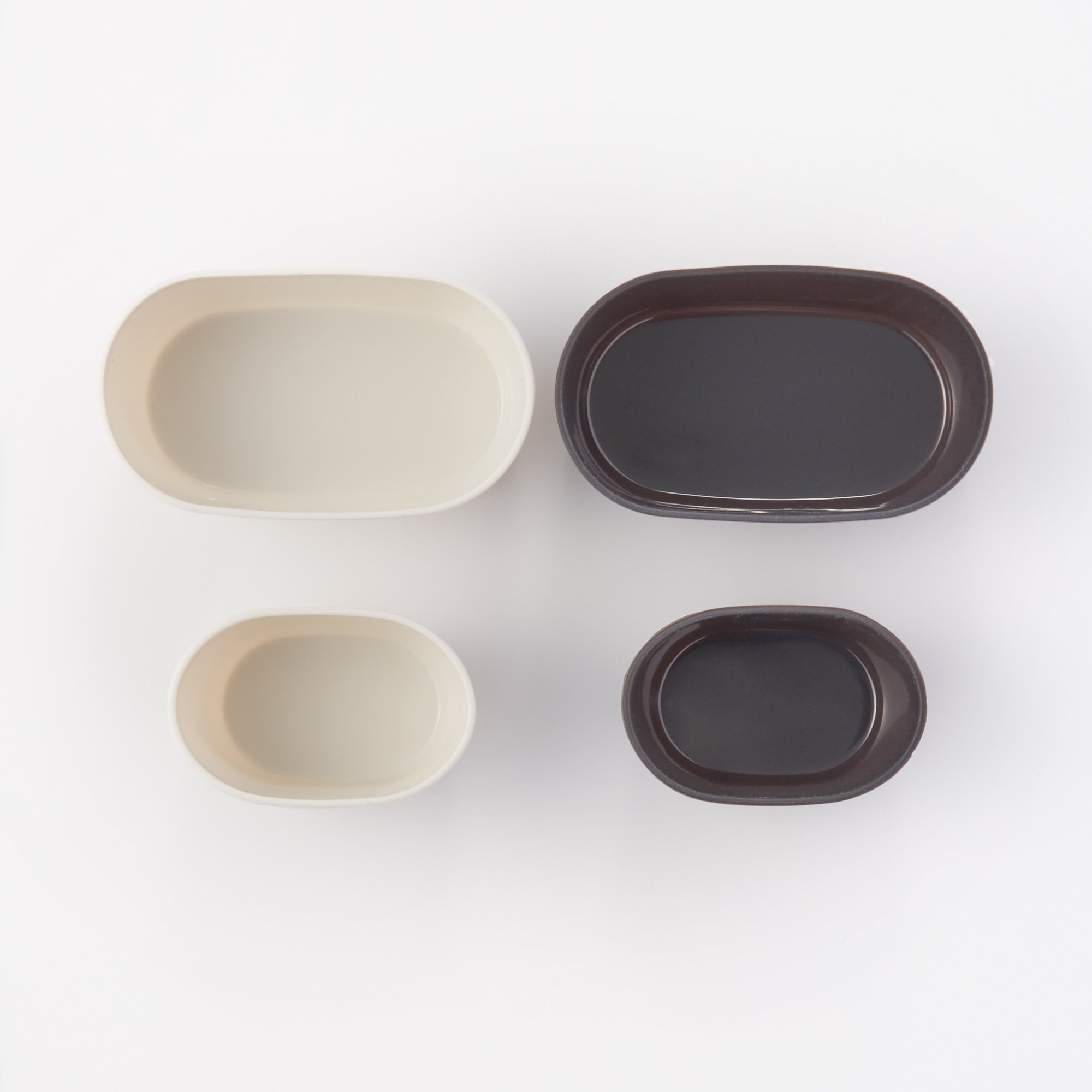 シリコーン　仕切りカップ／そのまま調理できる　くりかえし使える　仕切りカップ