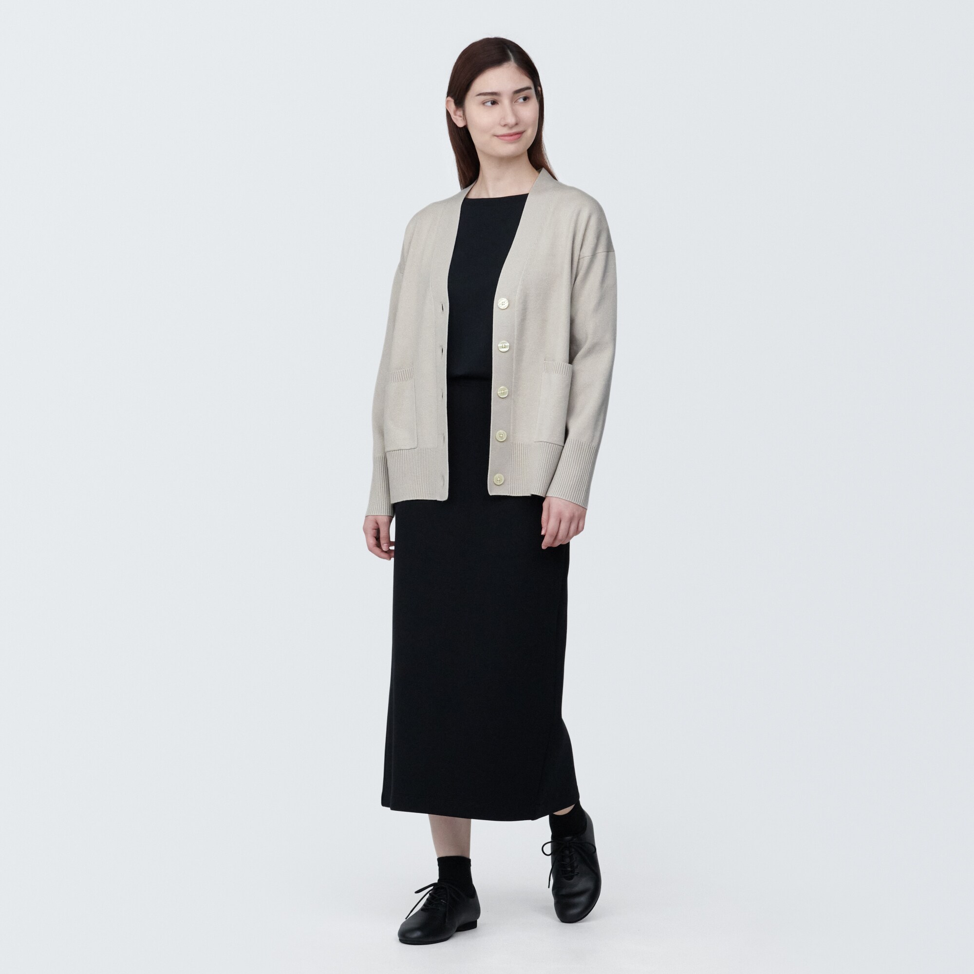 婦人　洗えるミラノリブ編みＶネックカーディガン