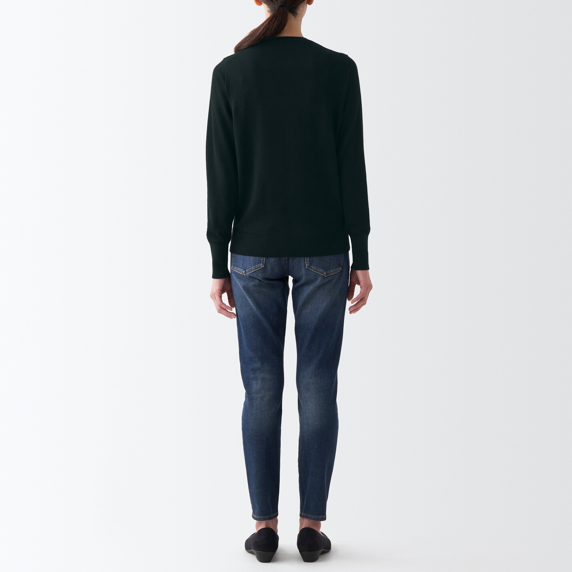 メリノウールクルーネックセーター