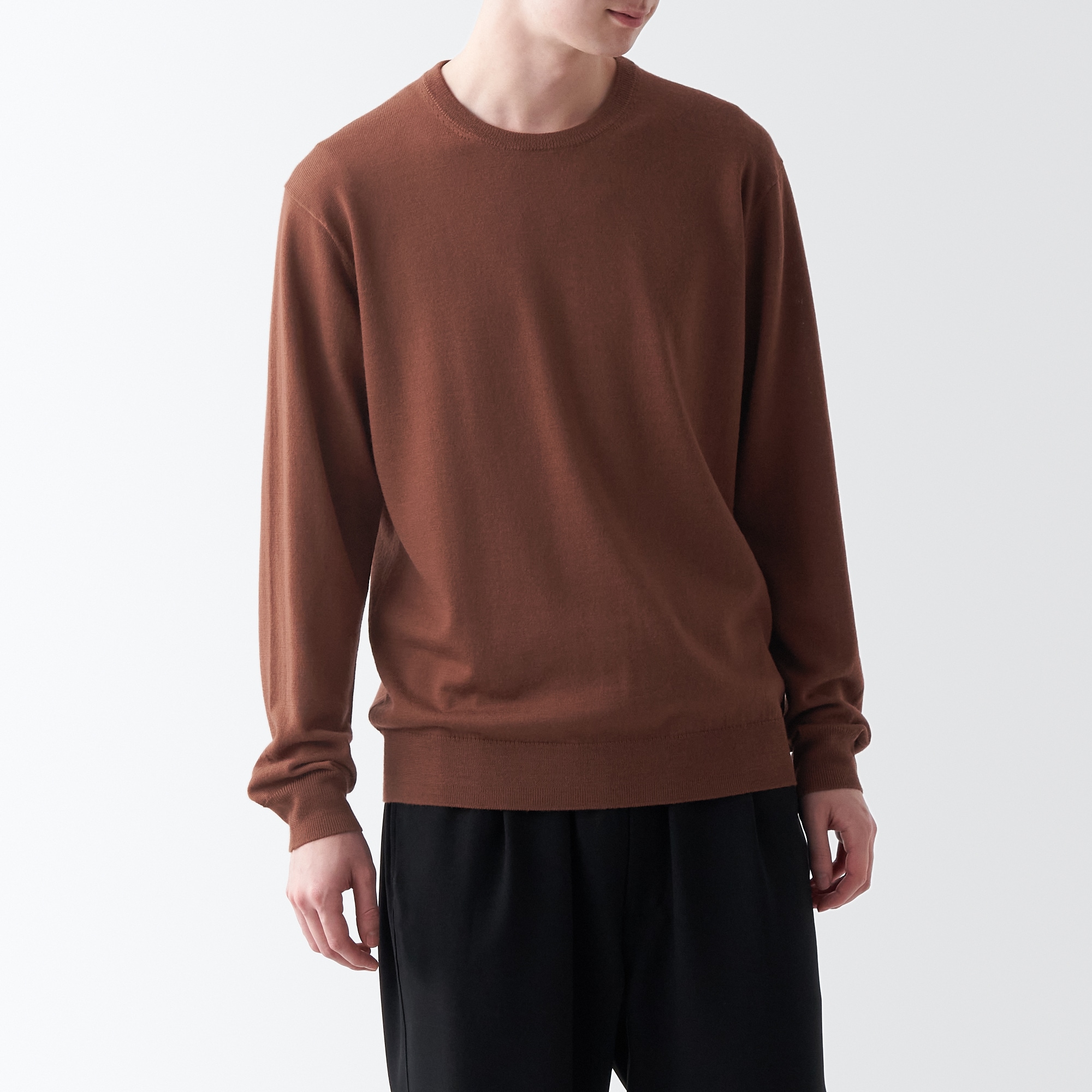 洗えるウールハイゲージクルーネックセーター