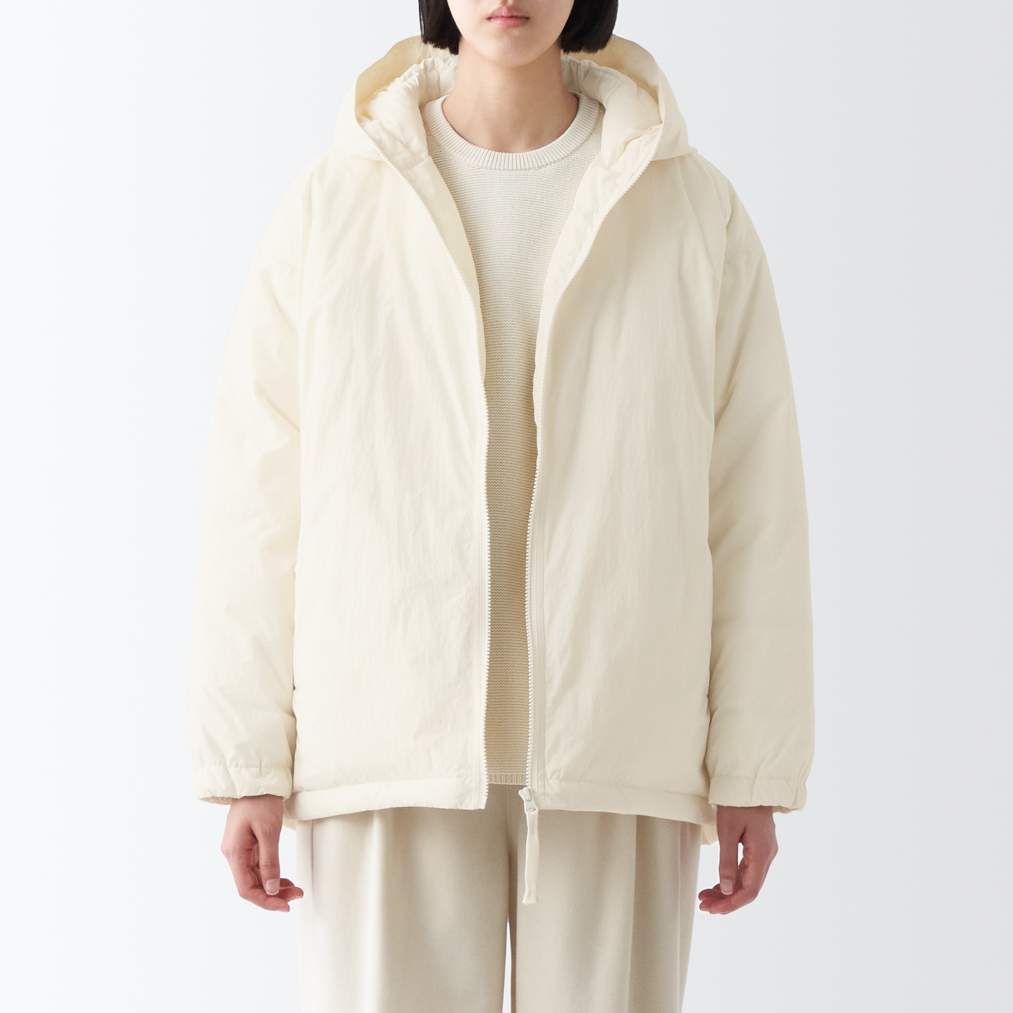 撥水フード付きダウンジャケット