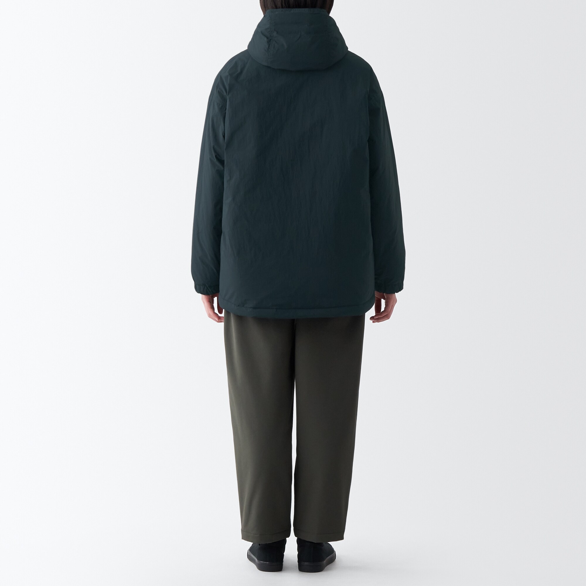 撥水フード付きダウンジャケット