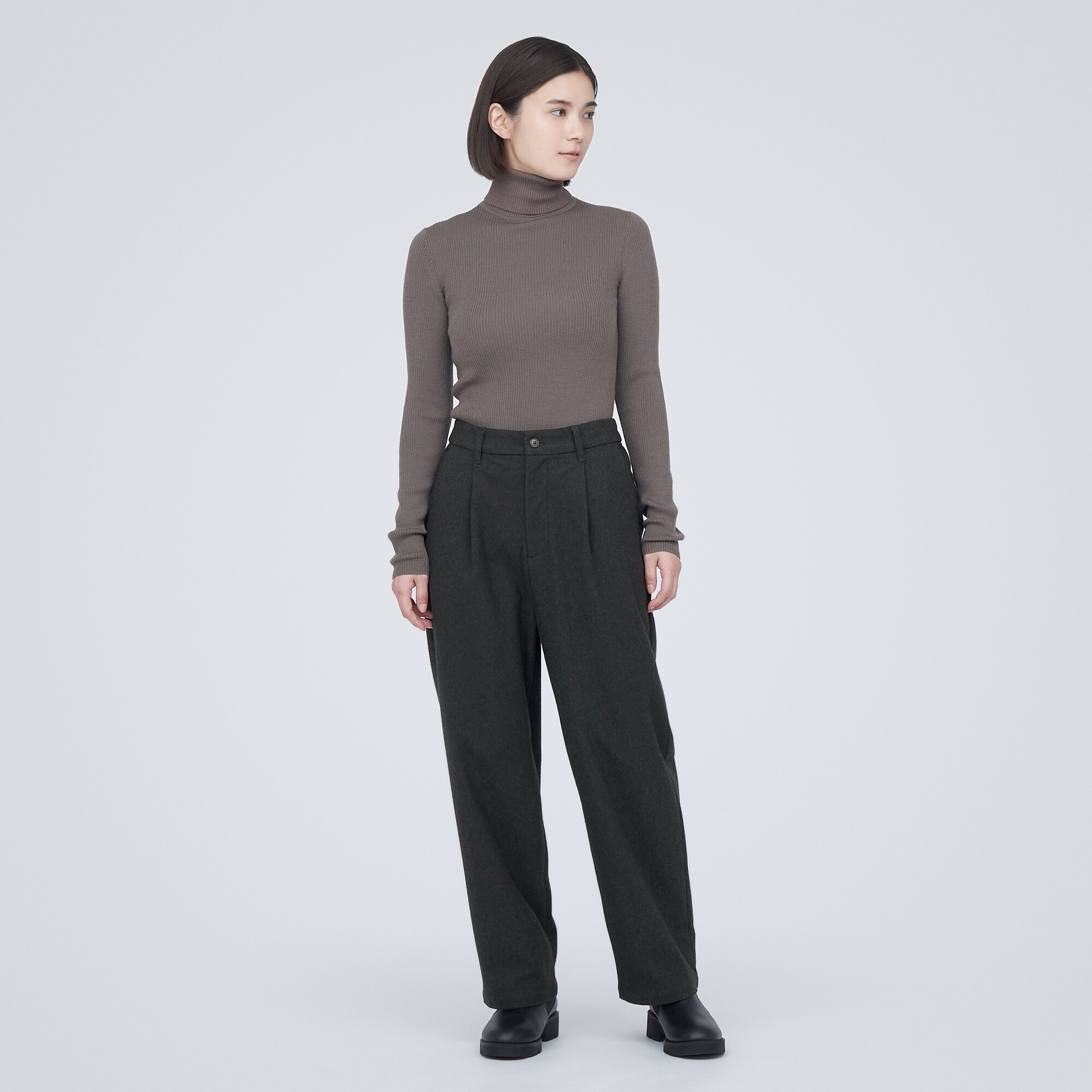 ストレッチ起毛タックパンツ