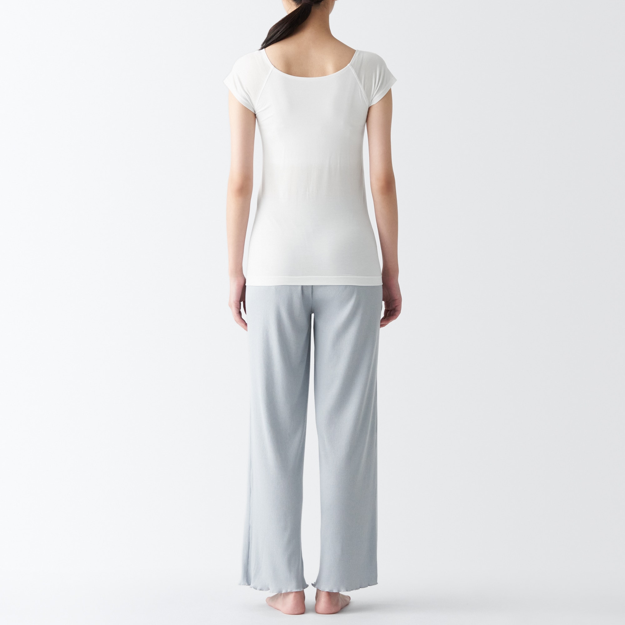 なめらかブラフレンチスリーブ