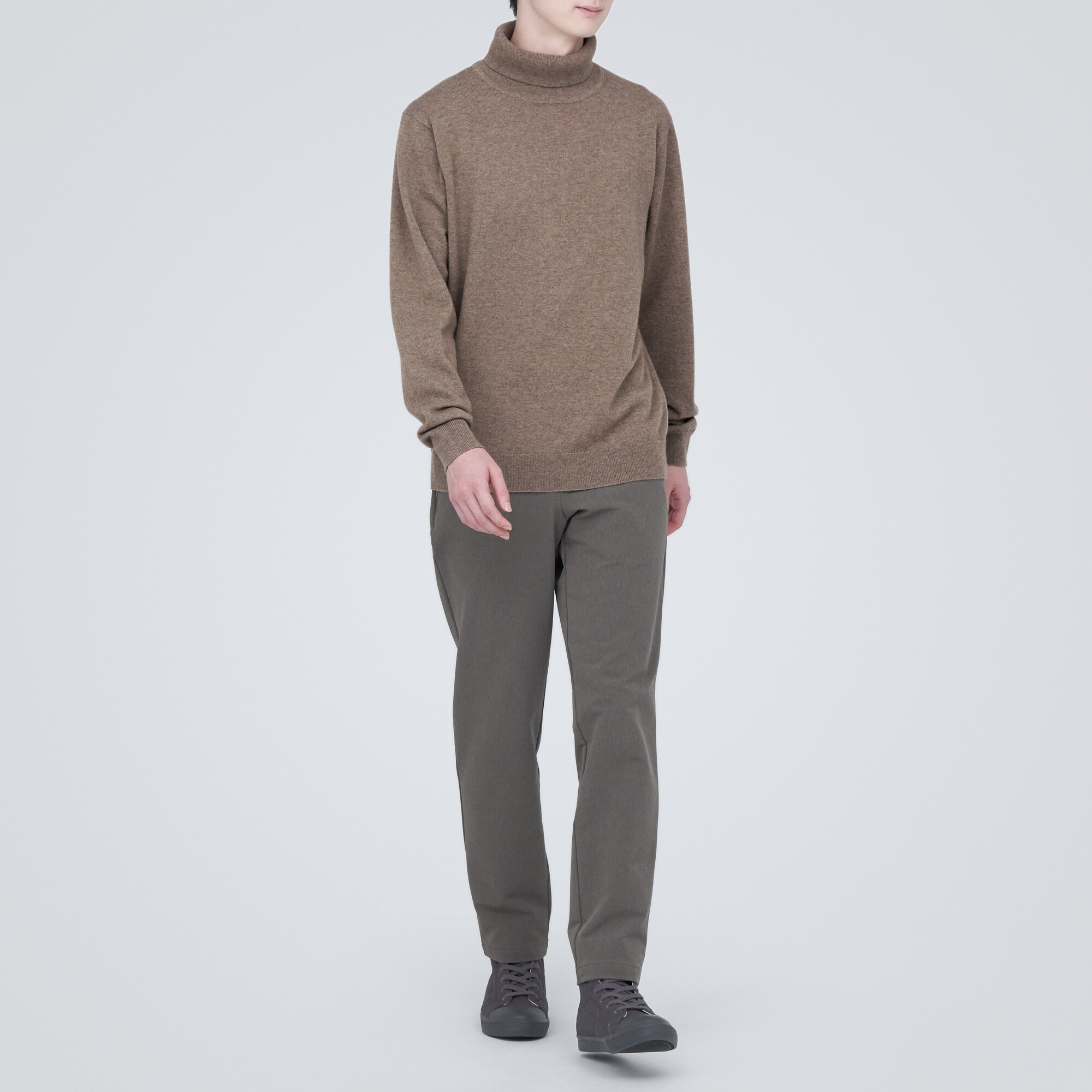 自然のまんまの色カシミヤタートルネックセーター（数量限定）