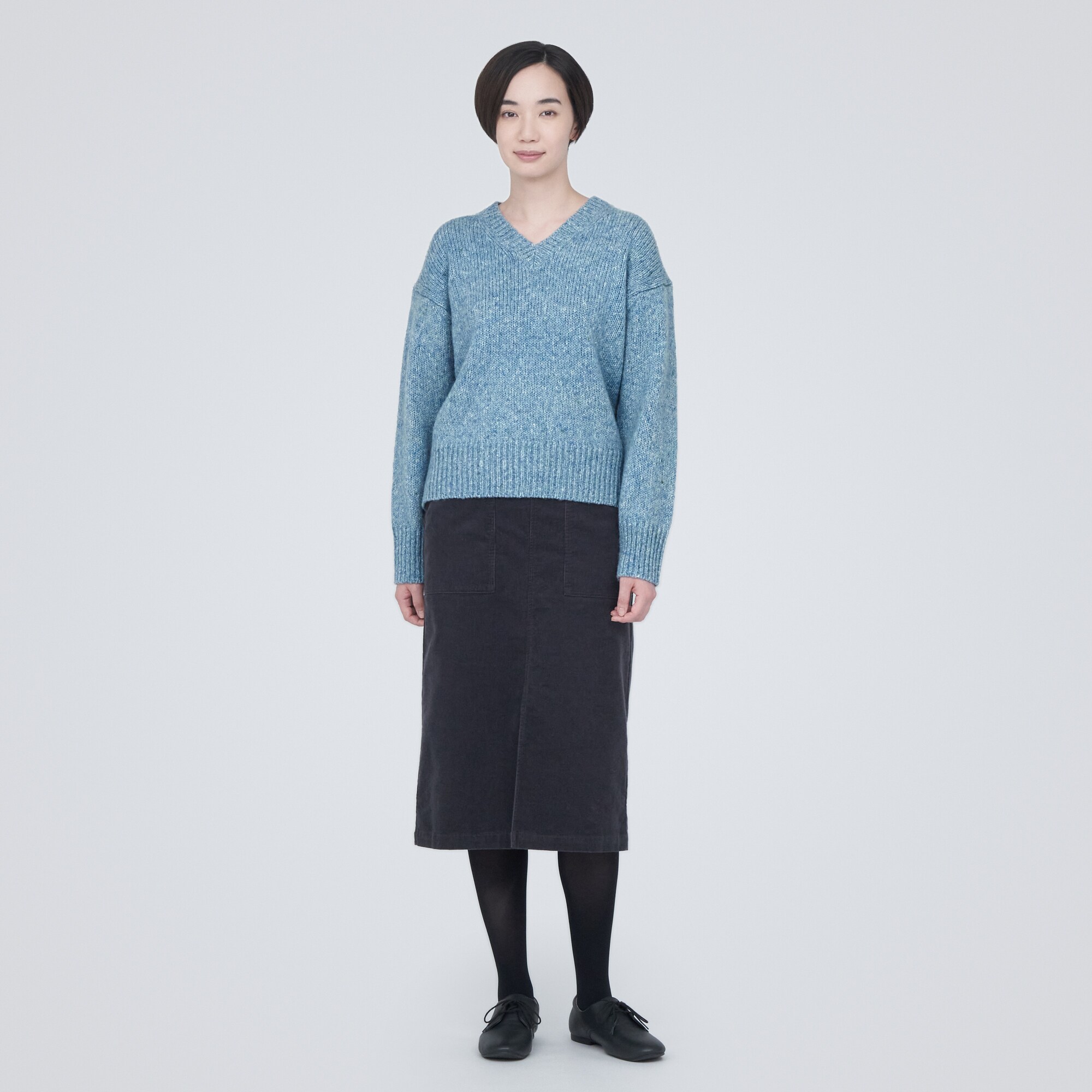 ウールヤク混ネップ糸Ｖネックセーター