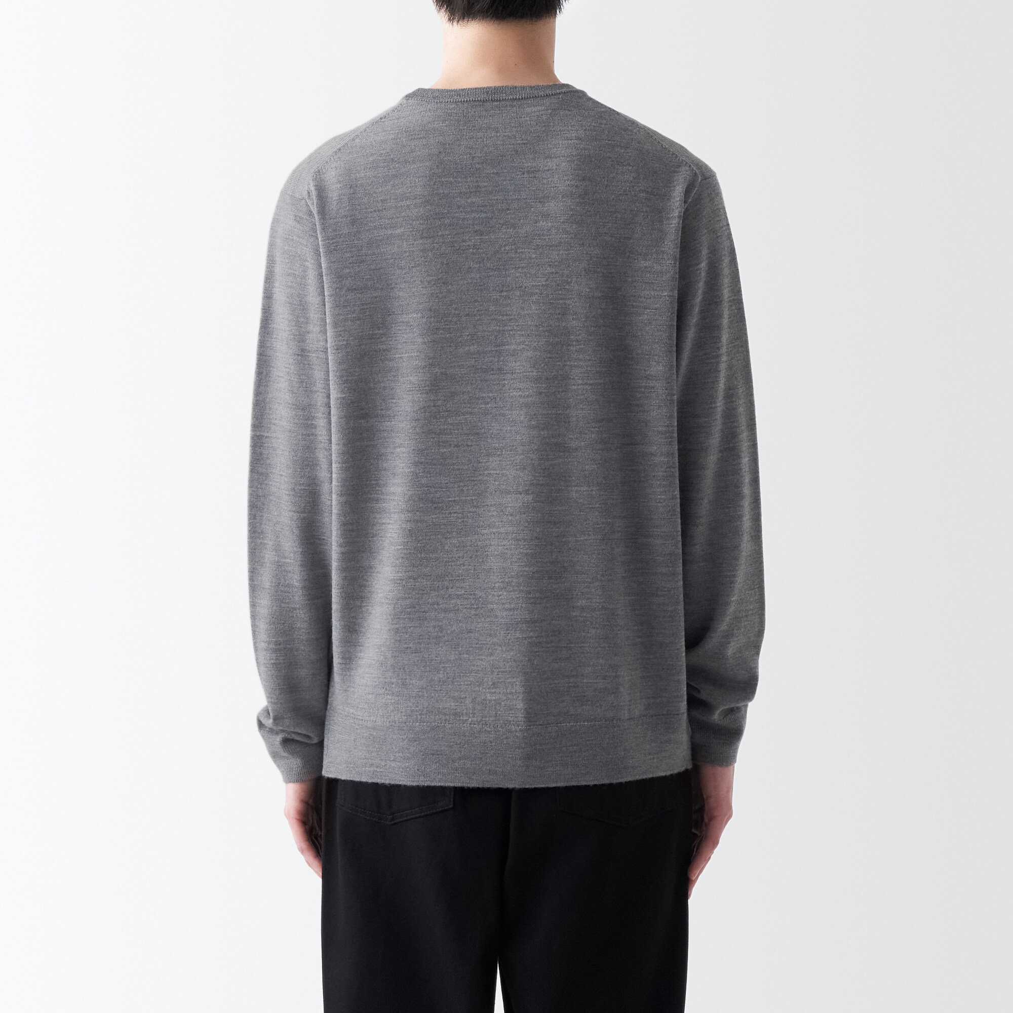 洗えるウールハイゲージクルーネックセーター