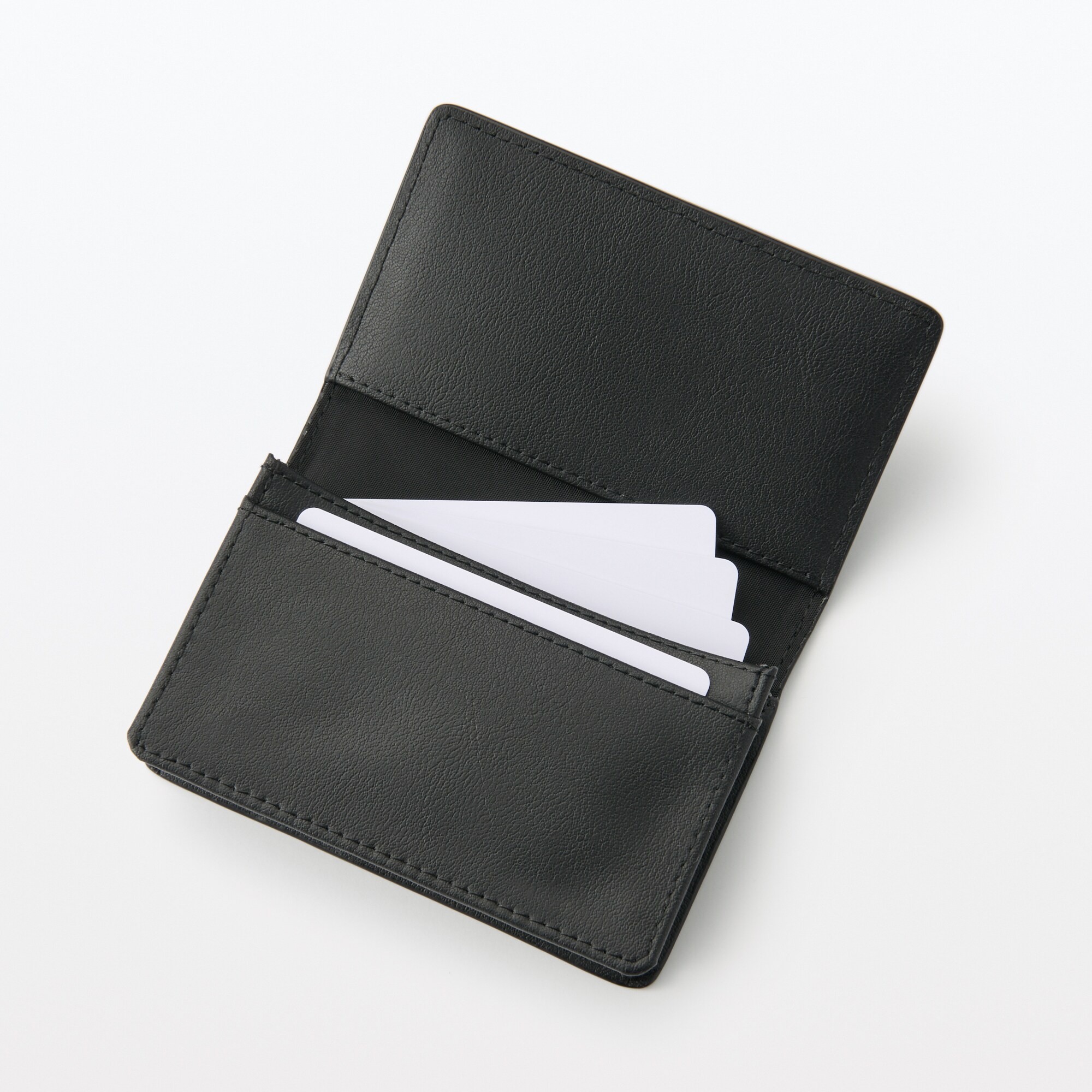 植物由来の原料を使った　名刺入れ