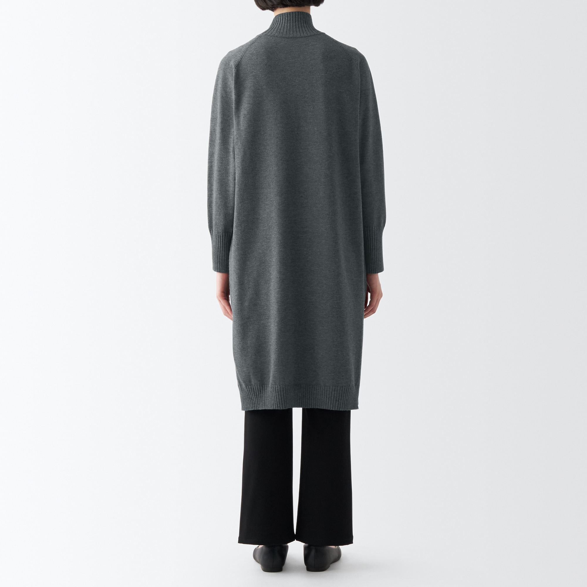 洗えるニットハイネックワンピース