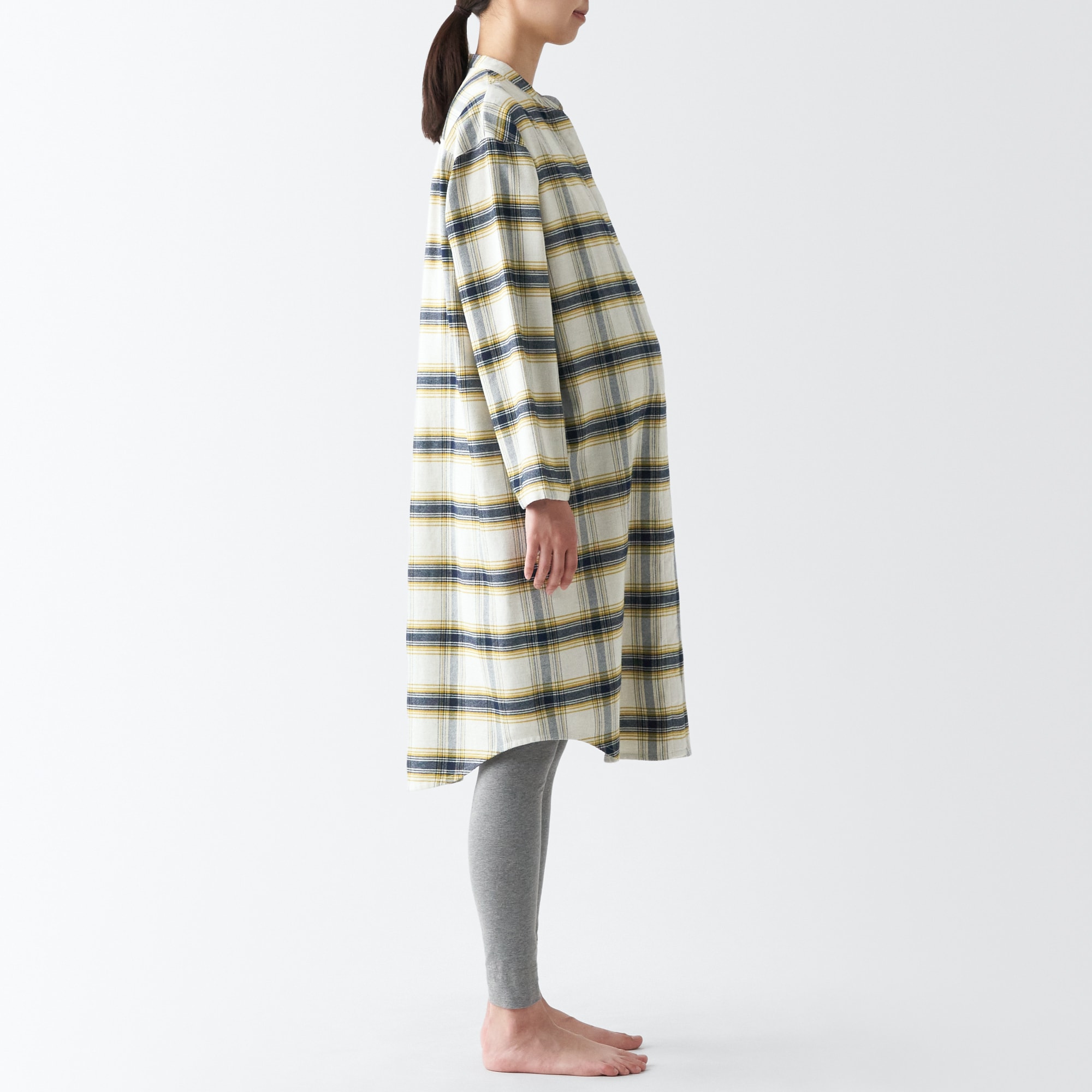 【両面起毛で温かい】脇に縫い目のない　フランネルパジャマ（マタニティ）