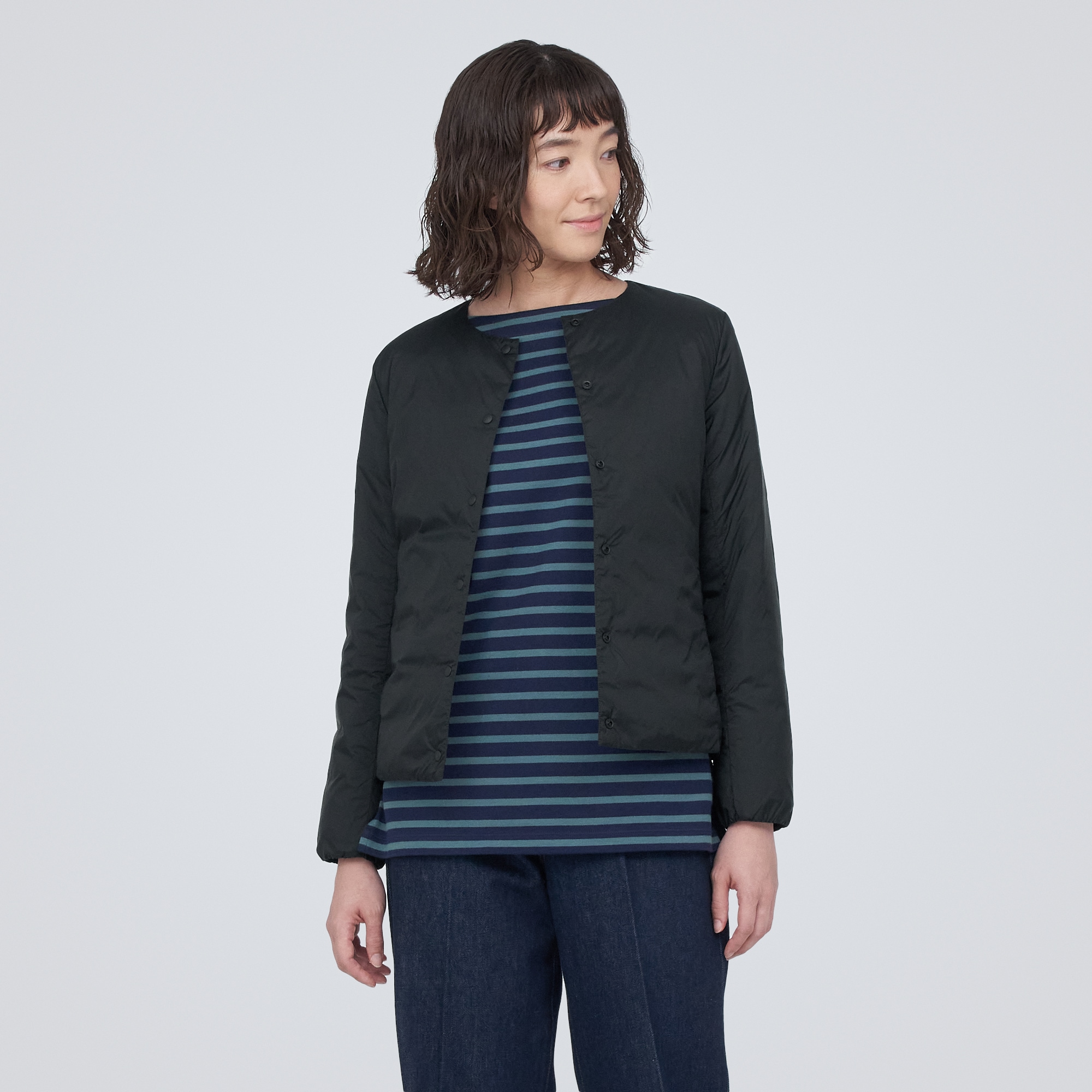 軽量ダウンノーカラージャケット（帯電防止裏地）