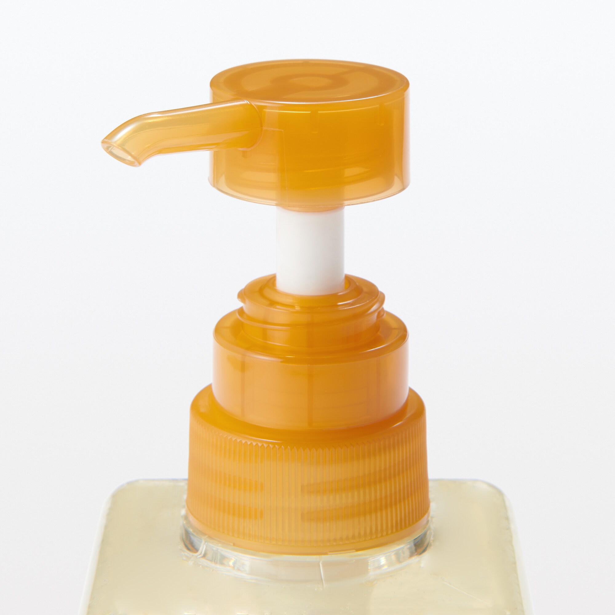 ダメージケアシャンプー　カラーキープ　４００ｍＬ