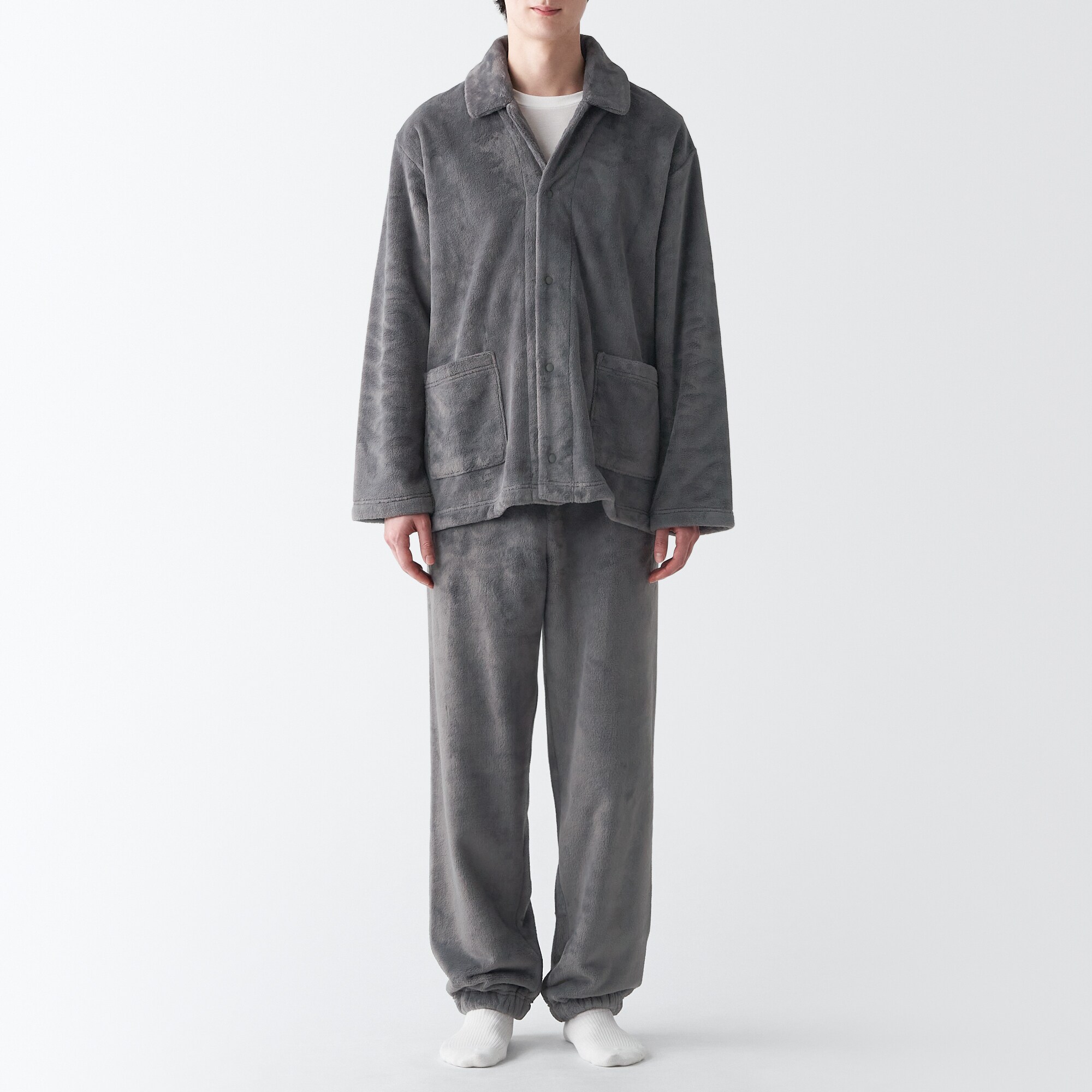 静電気が起きにくい　着る毛布　パジャマ