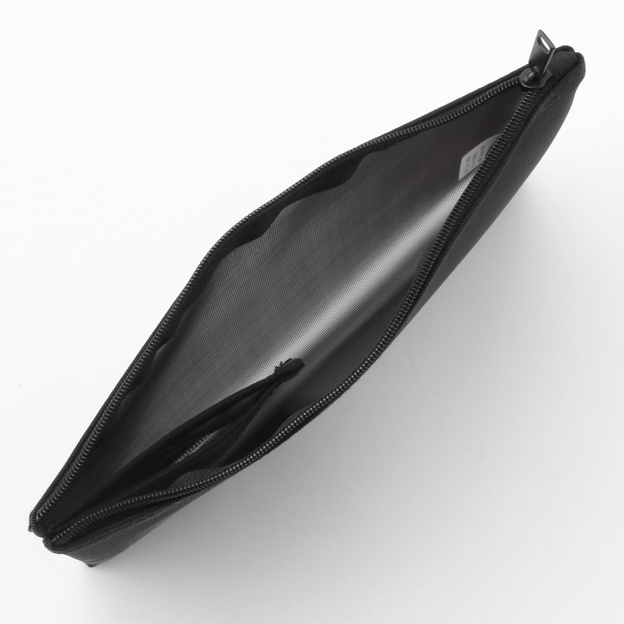 【Ｂ６サイズ用】ナイロンメッシュケース・ポケット付き