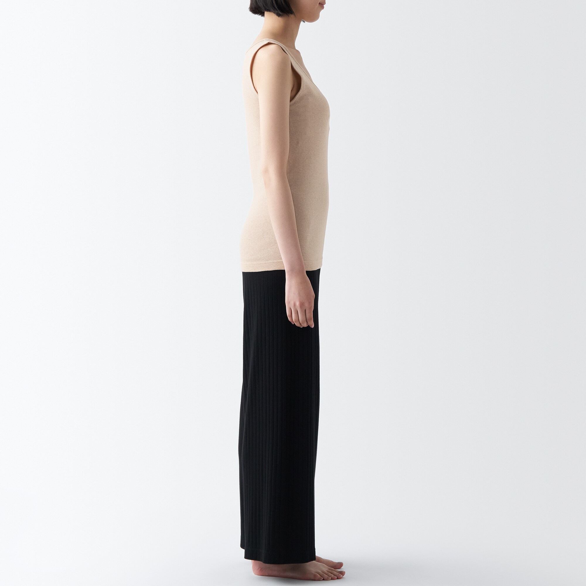 無染色カップ入りタンクトップ