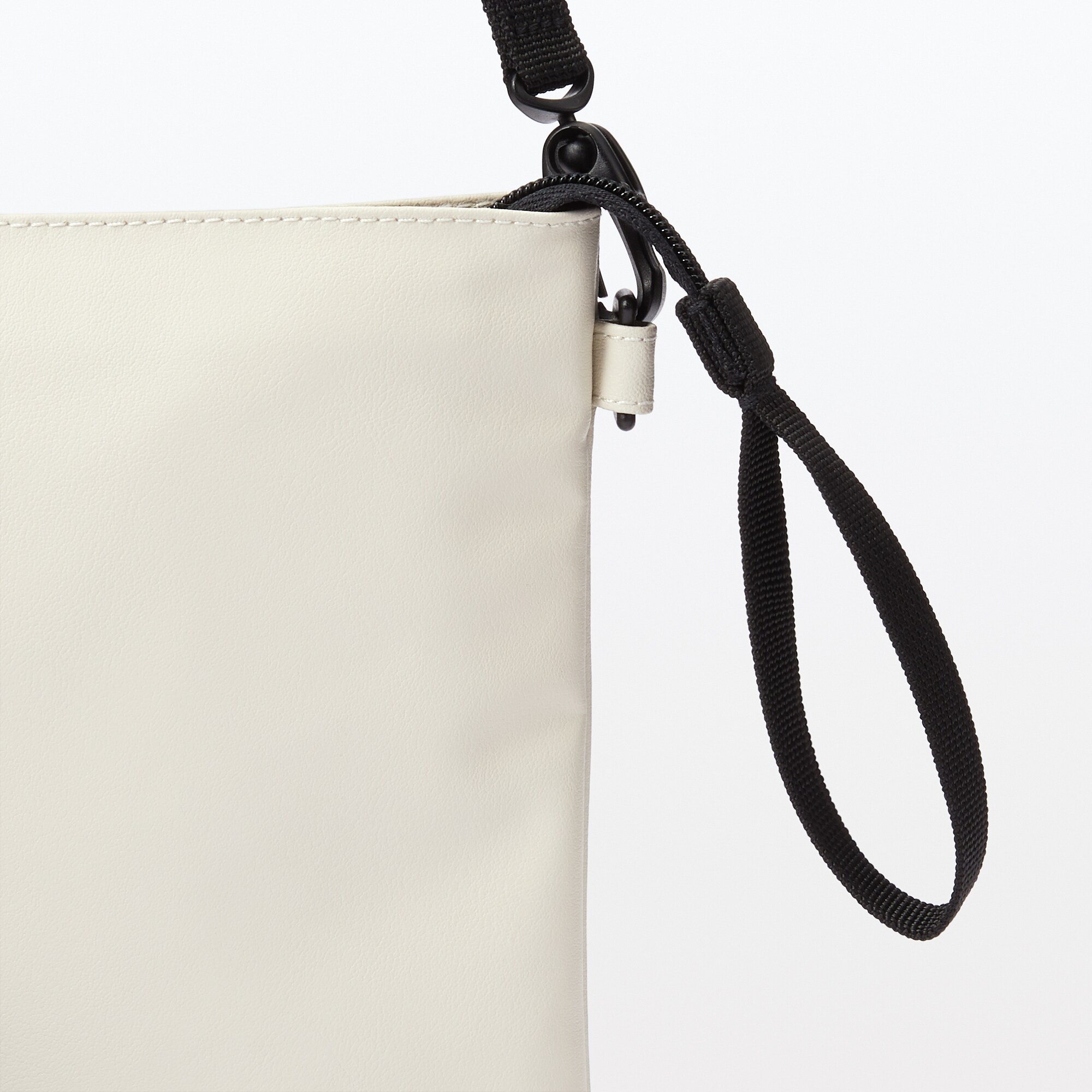 植物由来の原料を使った　サコッシュ