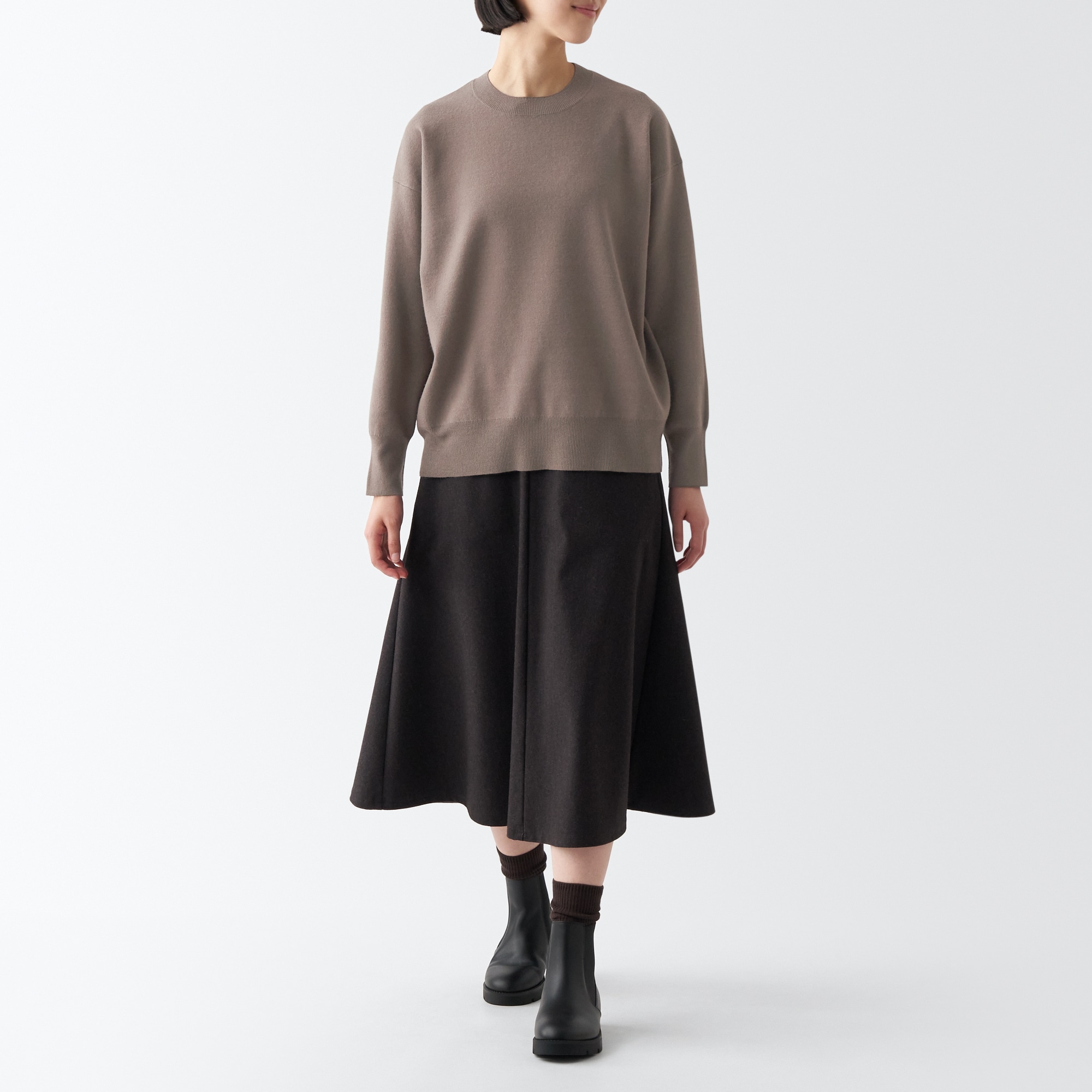 洗えるミラノリブ編みクルーネックセーター（婦人）