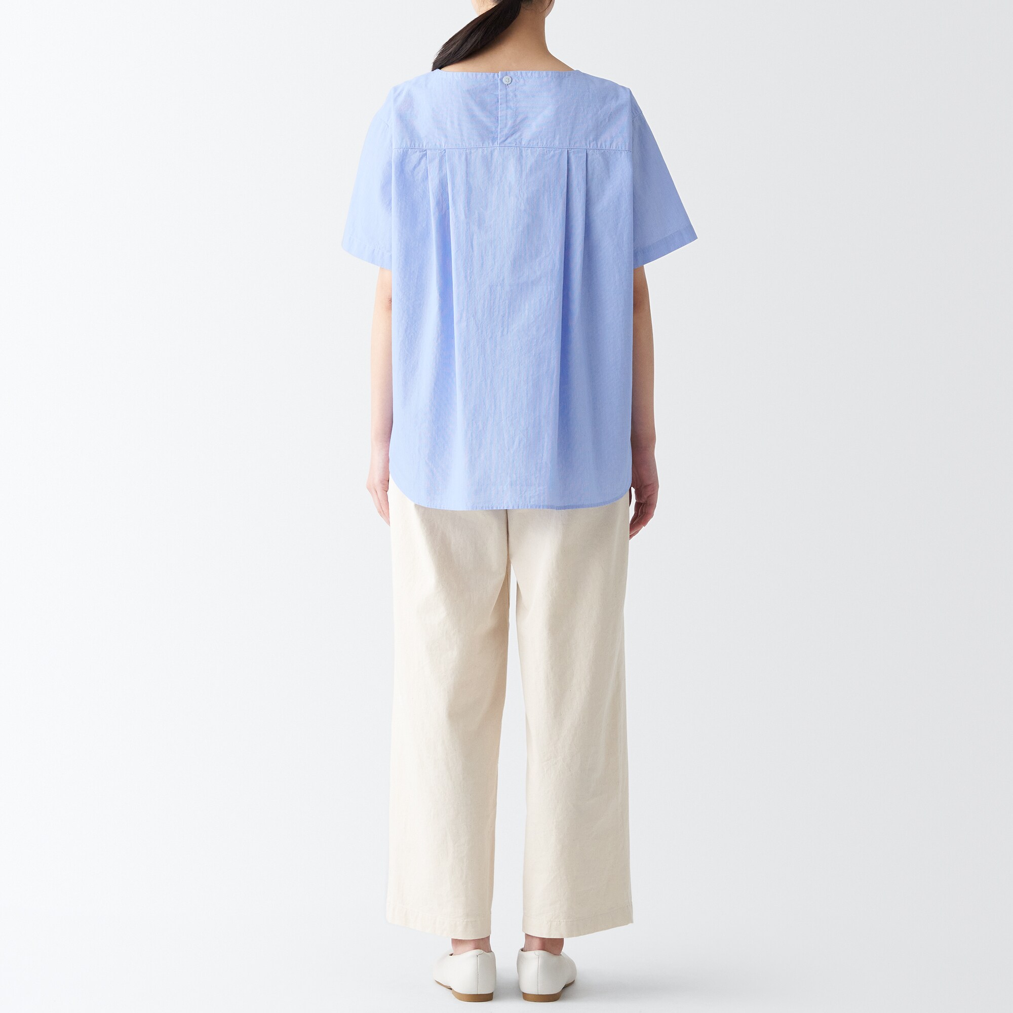 涼感半袖ブラウス