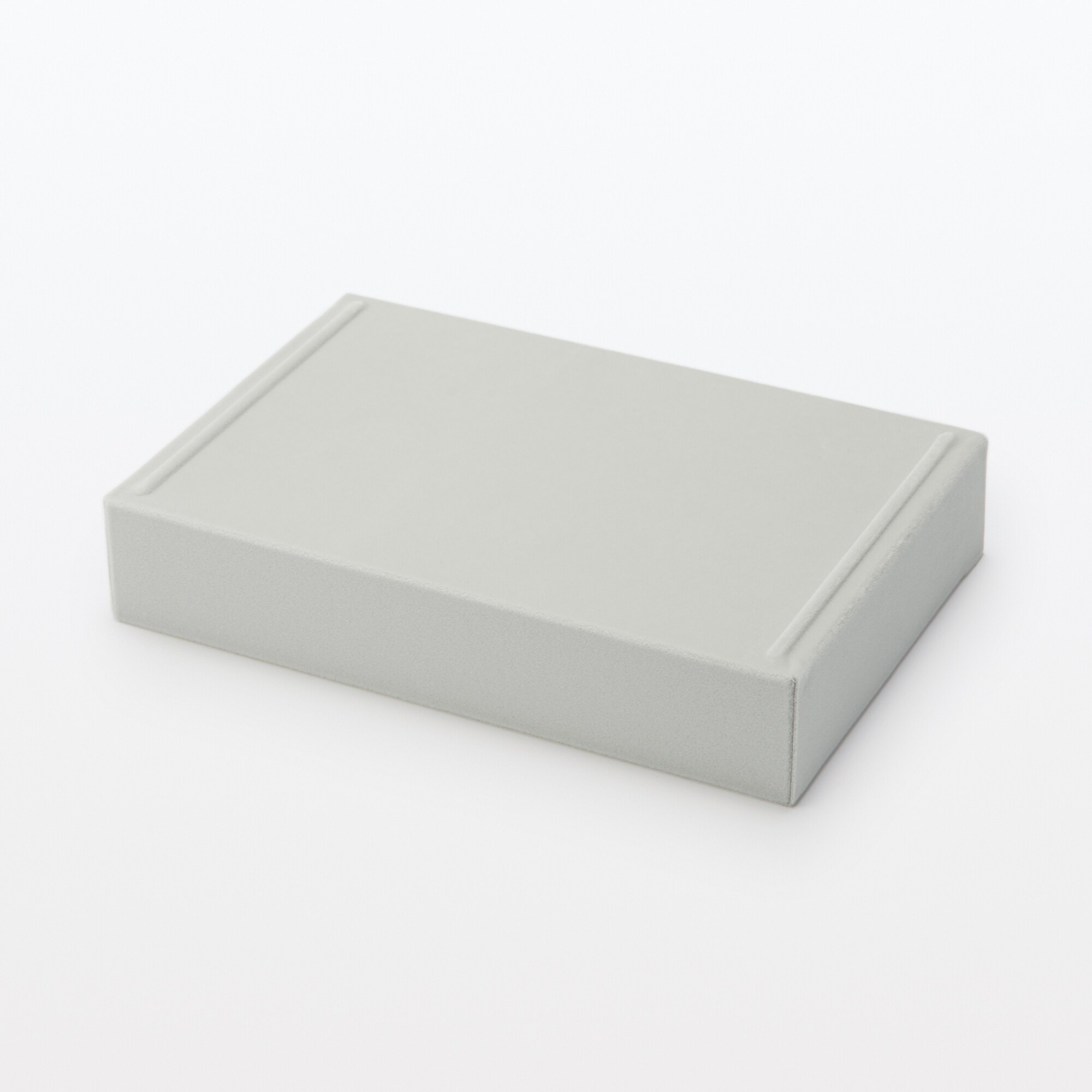 重なるベロアケース・大・時計用　約幅２３．５×奥行１５．５×高さ４．７