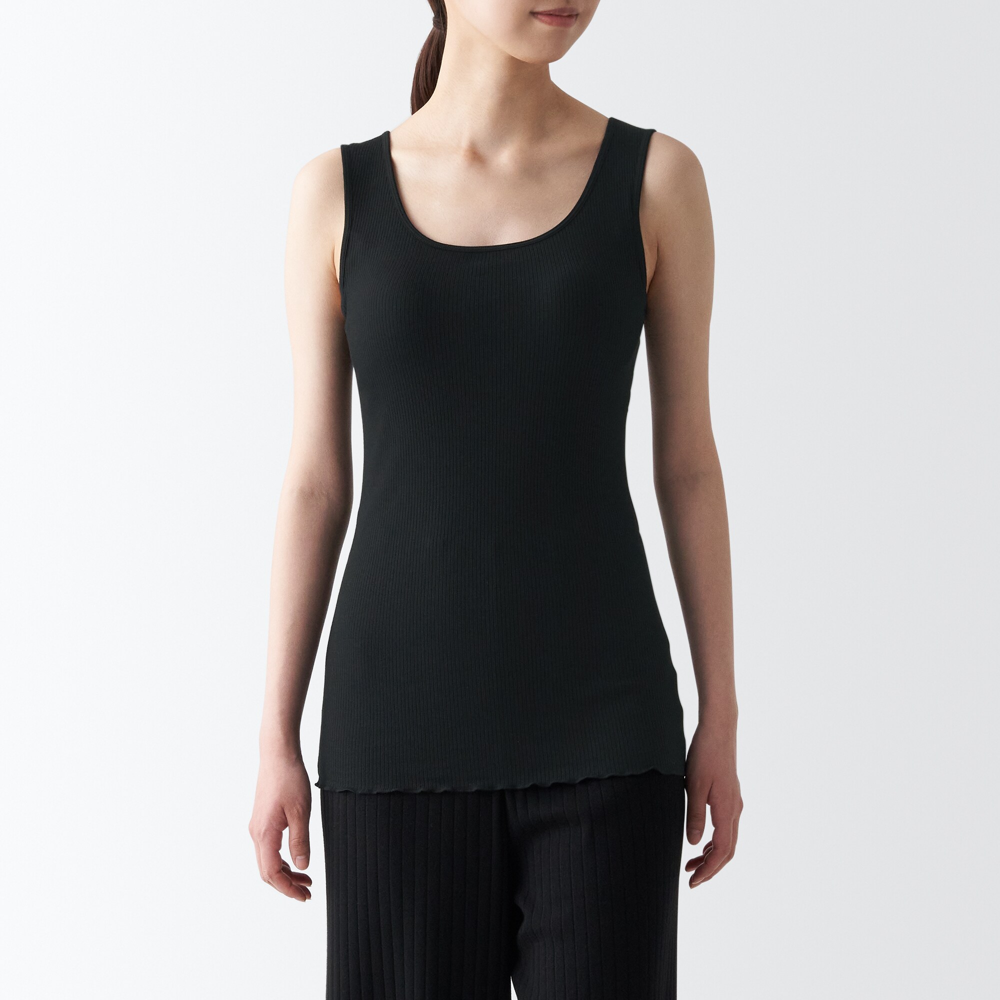 なめらかリブブラタンクトップ
