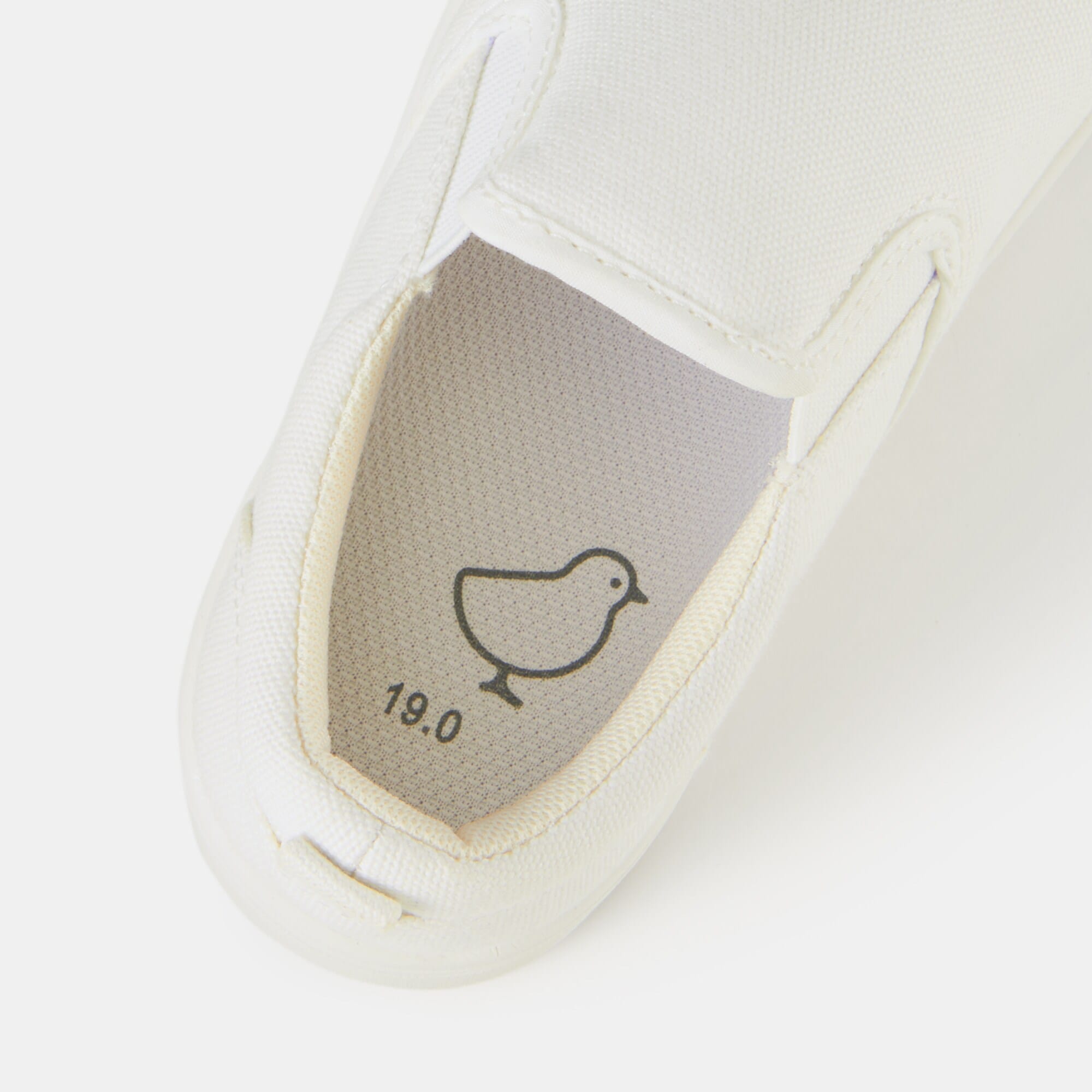 軽量　撥水　スリッポンスニーカー（キッズ）