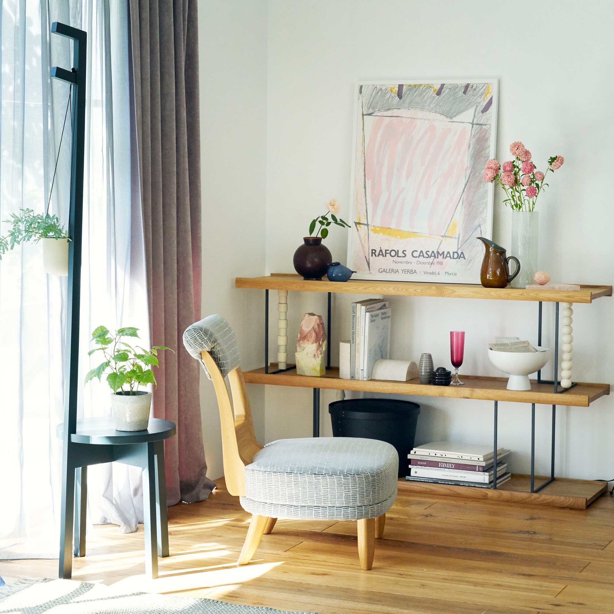 ＣＯＡＴ　ＨＡＮＧＥＲ　ｂｙ　Ｍａｒｉｎａ　Ｇｒｅｅｎ　Ｂｌａｃｋ　幅３９×奥行４０．５×高さ１６２ｃｍ