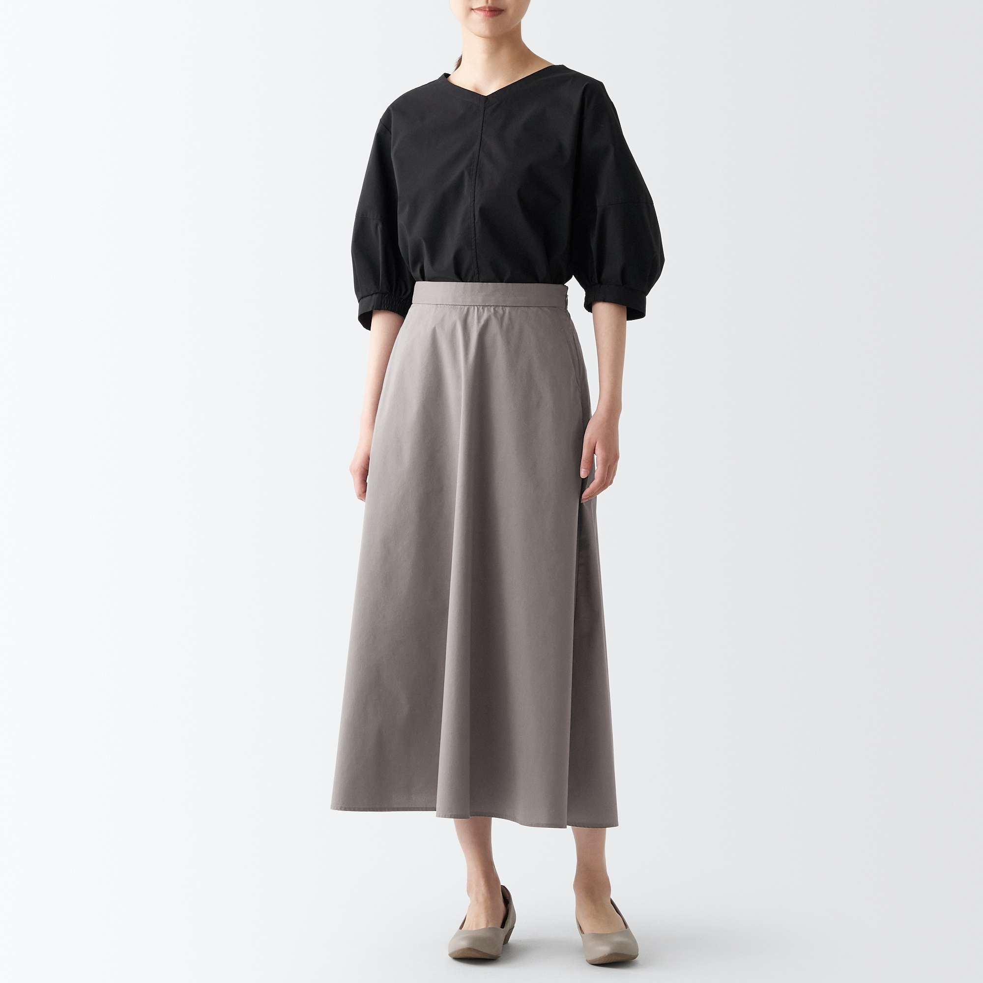 乾きやすいフレアスカート