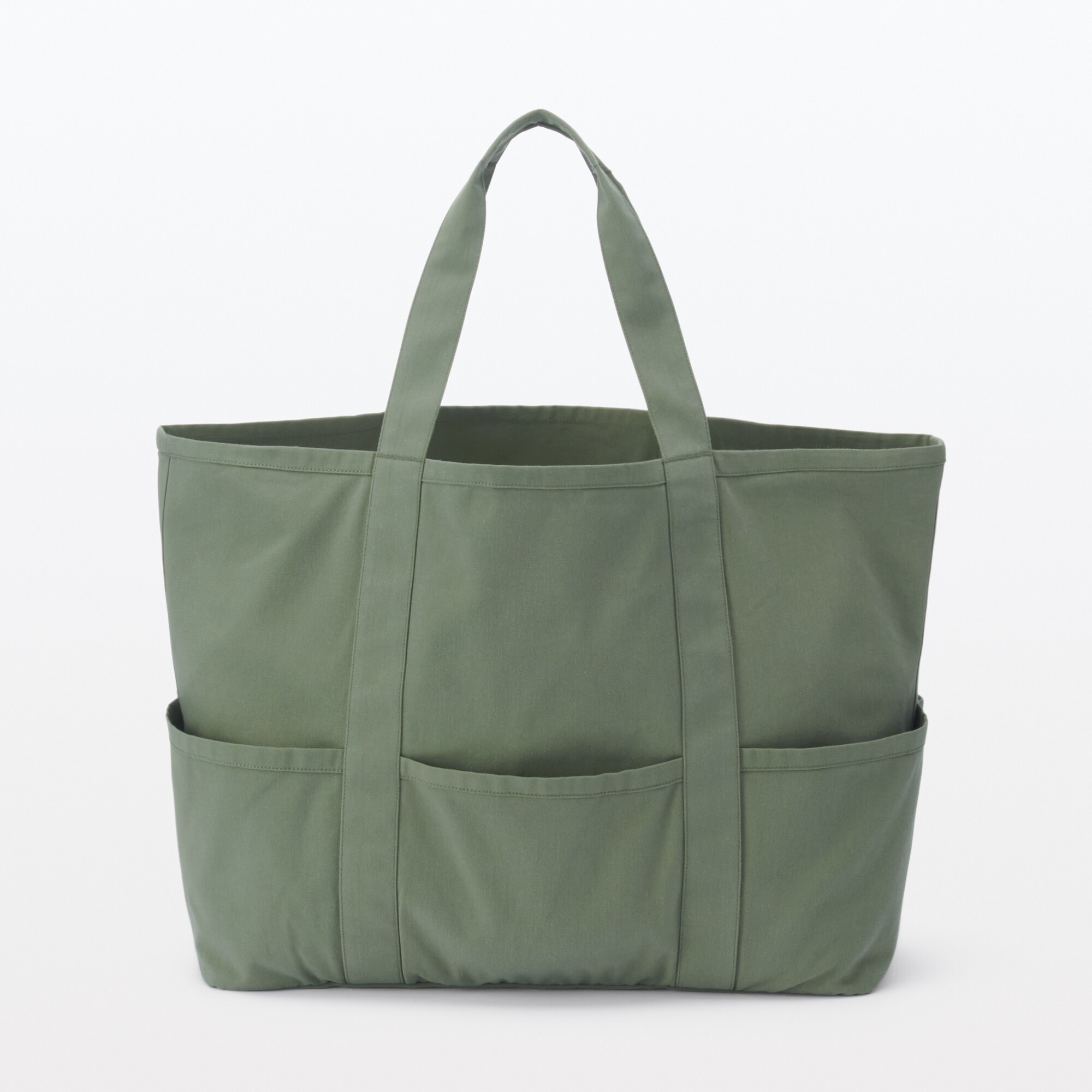 燃えにくい素材を使ったトートバッグ