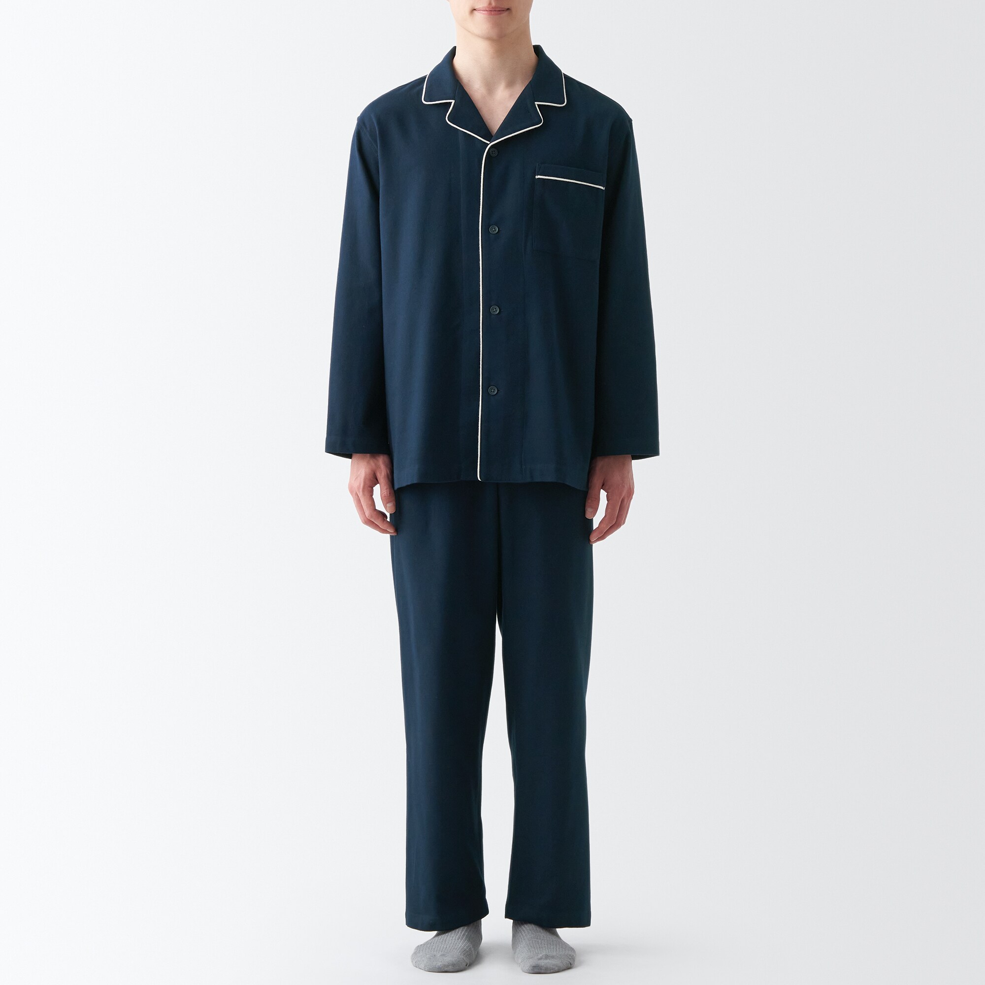 【両面起毛で温かい】脇に縫い目のない　フランネルパジャマ（新仕様：開襟・丸襟タイプ、お尻ポケットあり）