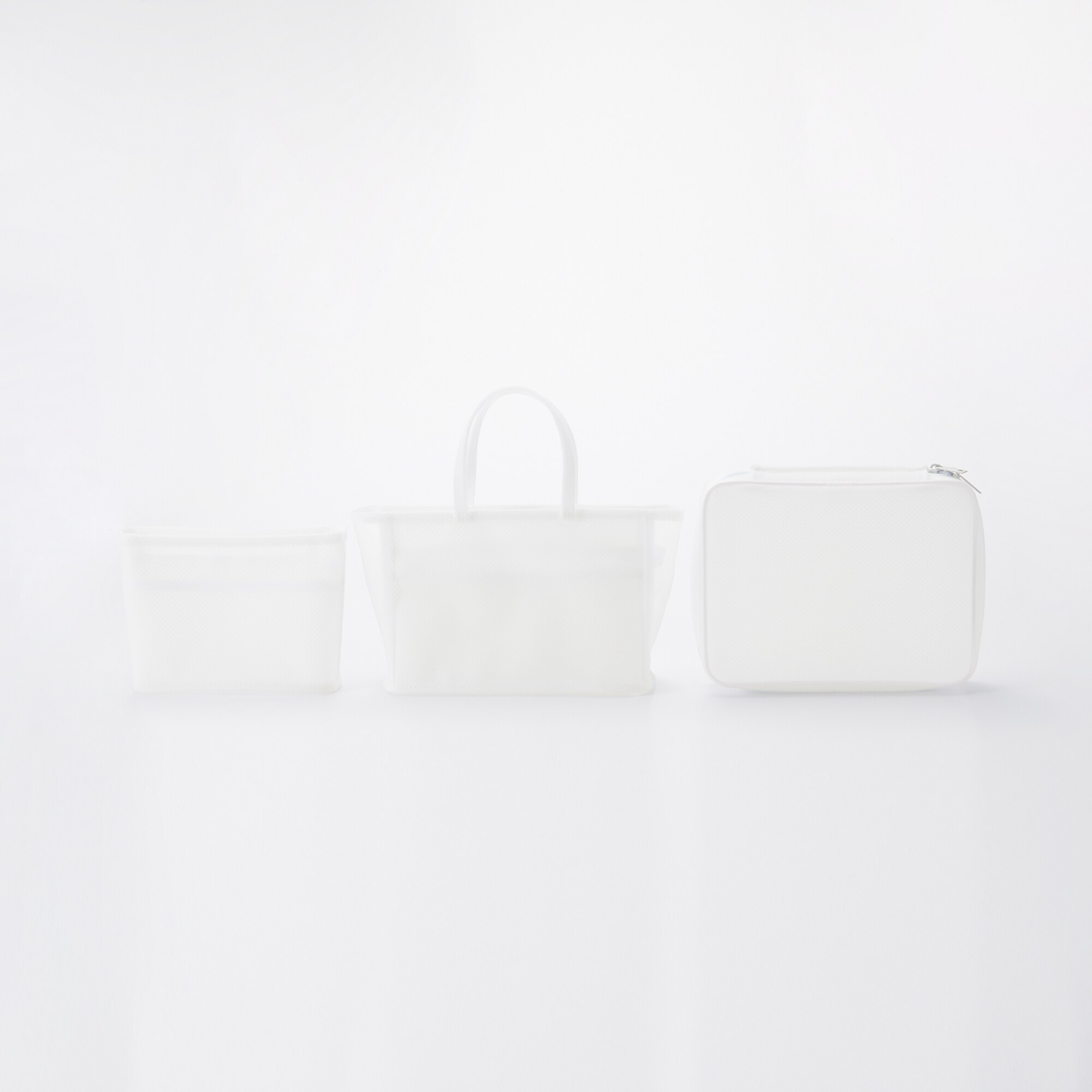 ＥＶＡスパポーチ　Ｓ　約１３．５×２０×５．５ｃｍ