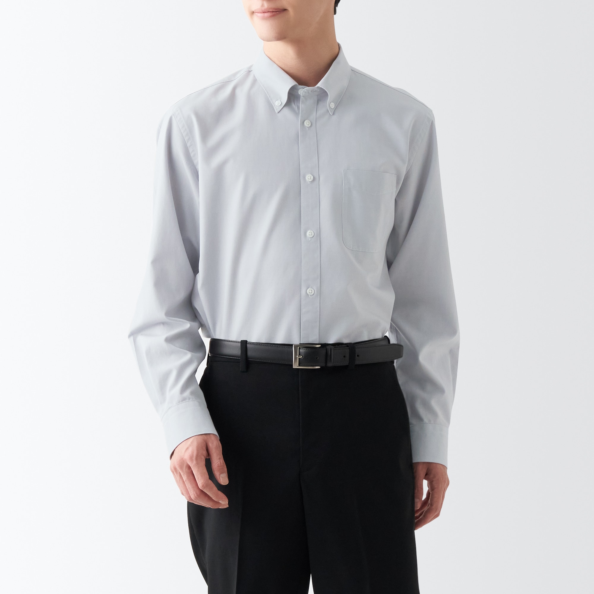 シワになりにくいボタンダウン長袖シャツ