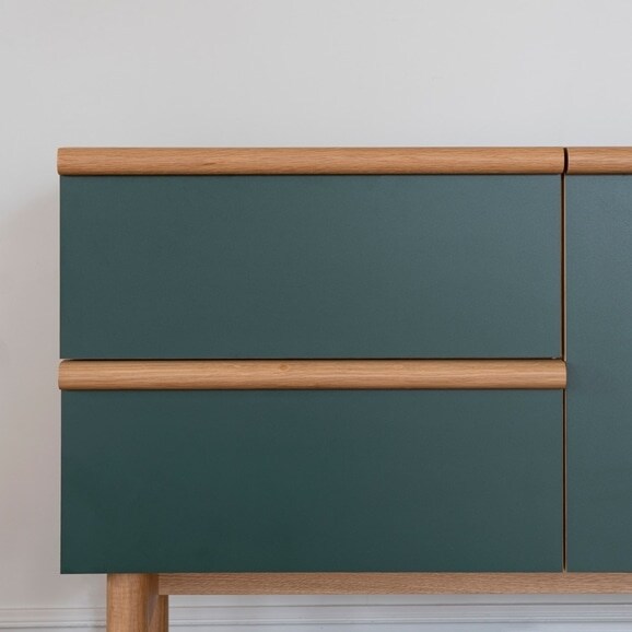 ＳＴＩＬＴ　ＳＩＤＥＢＯＡＲＤ　Ｌ　幅１４１×奥行４４×高さ６０ｃｍ
