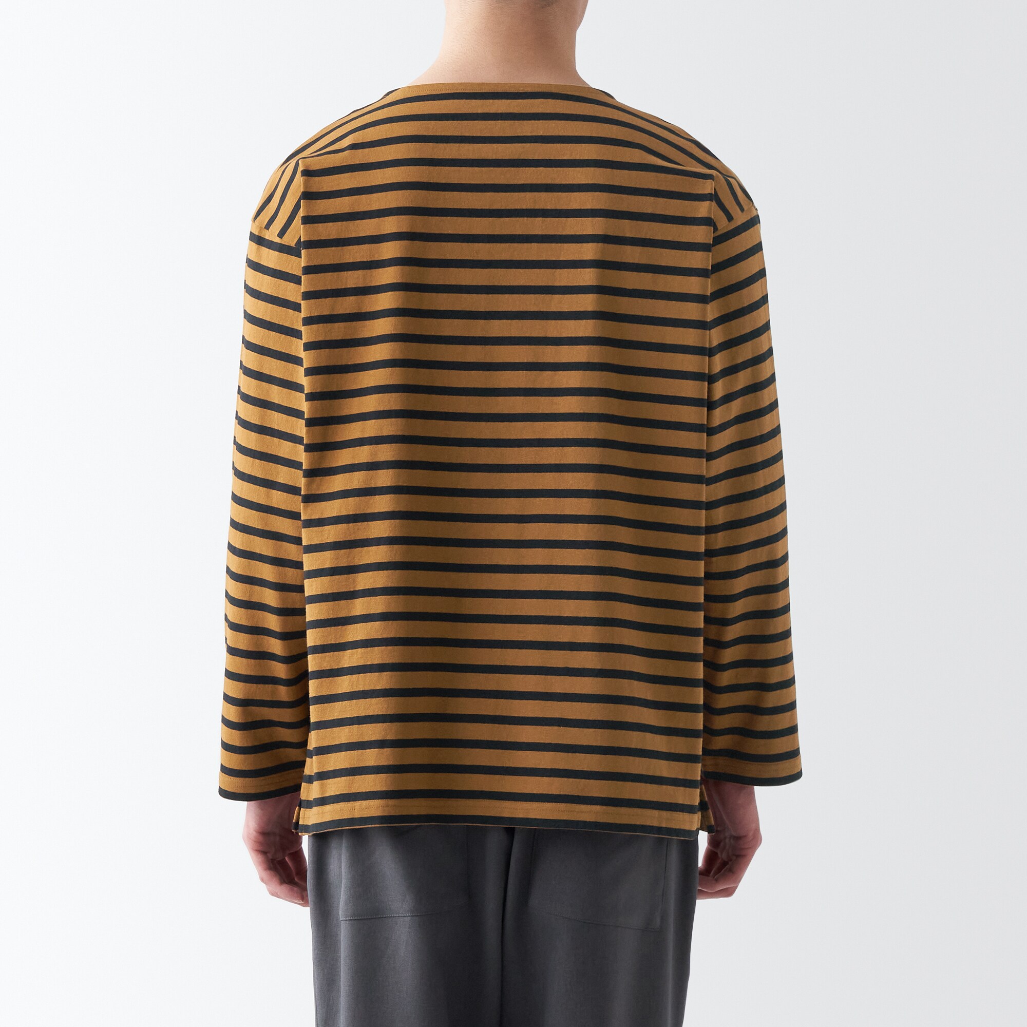 洗いざらし太番手ボートネック九分袖Ｔシャツ