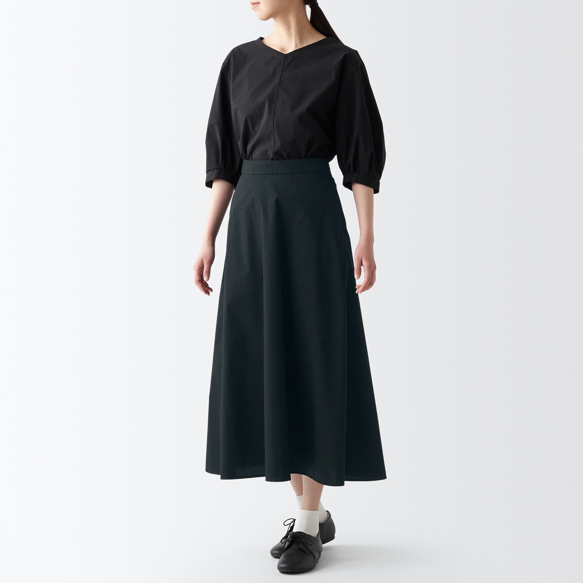 乾きやすいフレアスカート