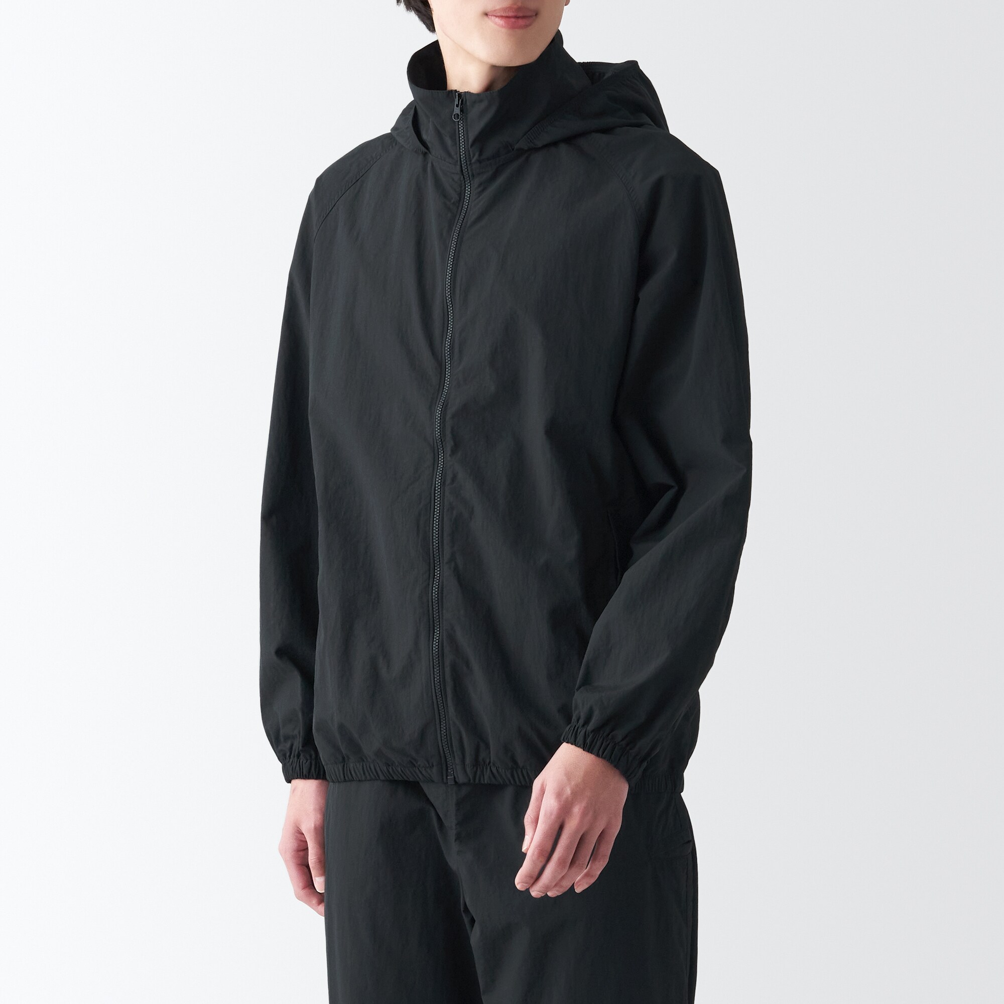 撥水ナイロンウィンドブレーカー