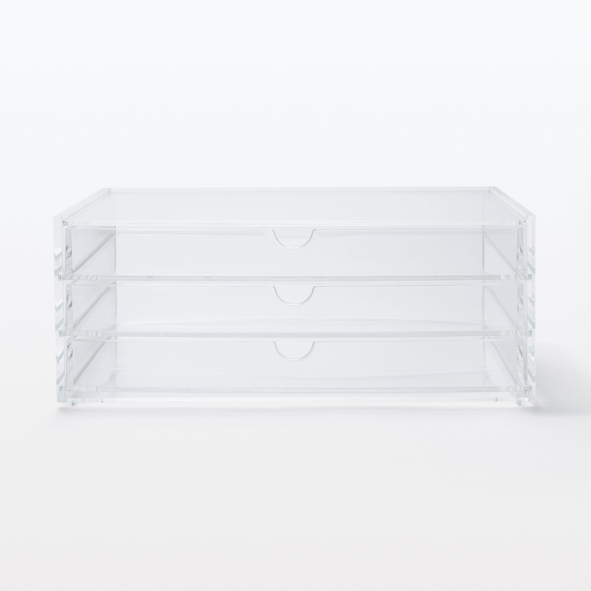 重なるアクリルケース・横型３段