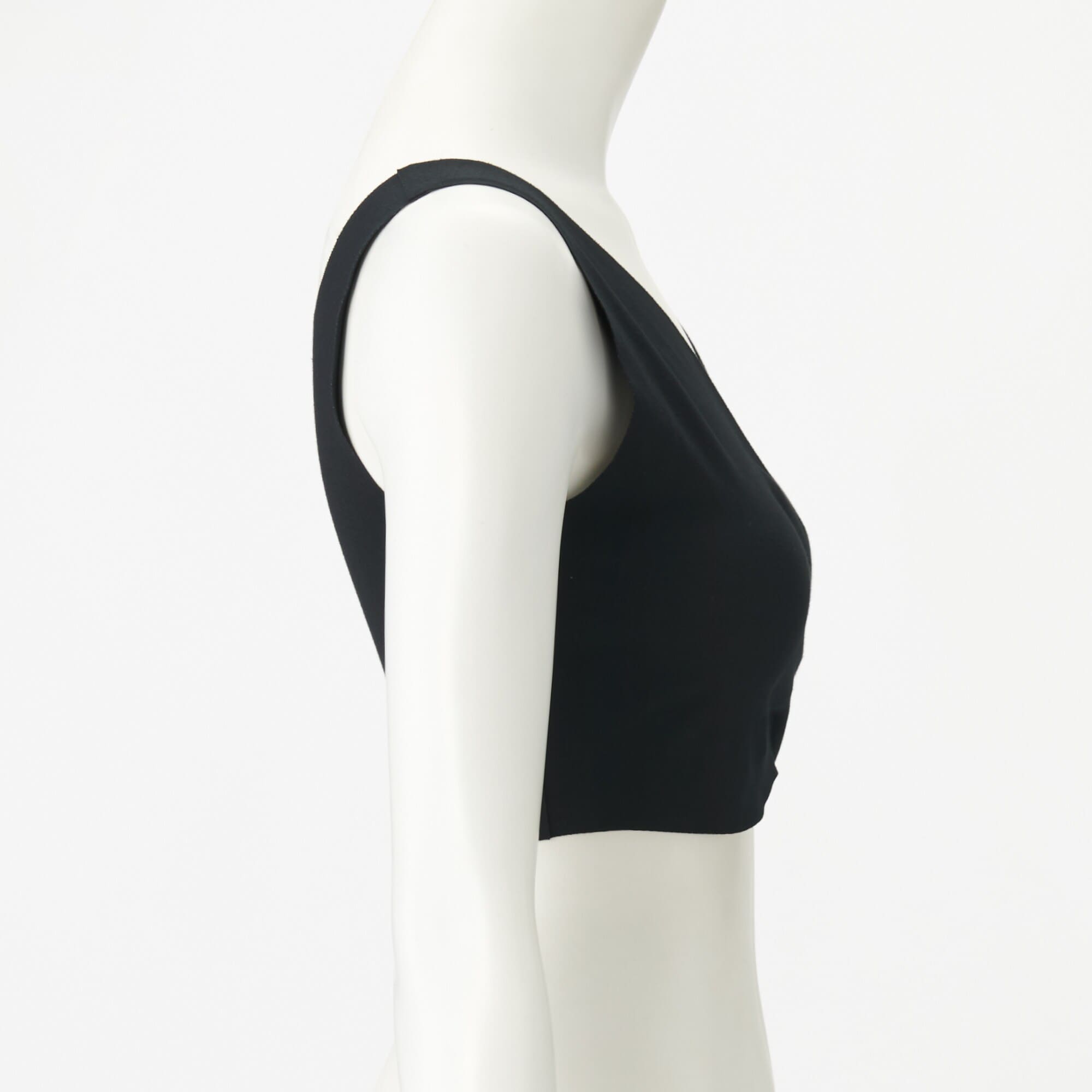 どこにも縫い目がない　授乳に便利なブラジャー