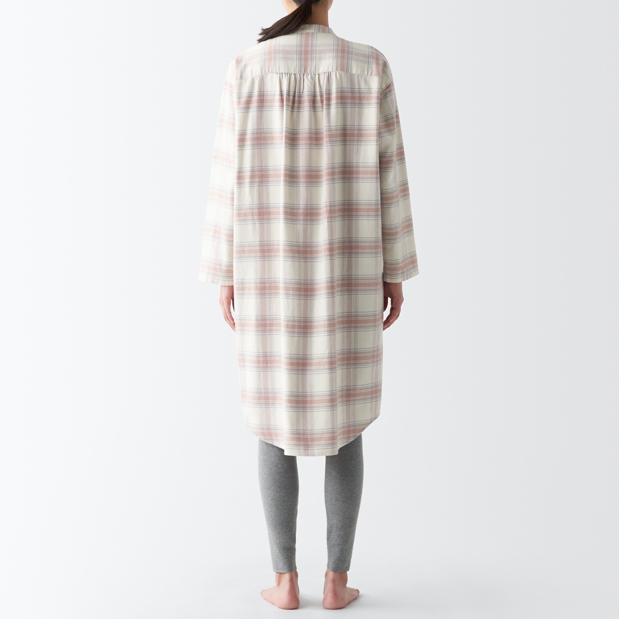 【両面起毛で温かい】脇に縫い目のない　フランネルパジャマ（マタニティ）