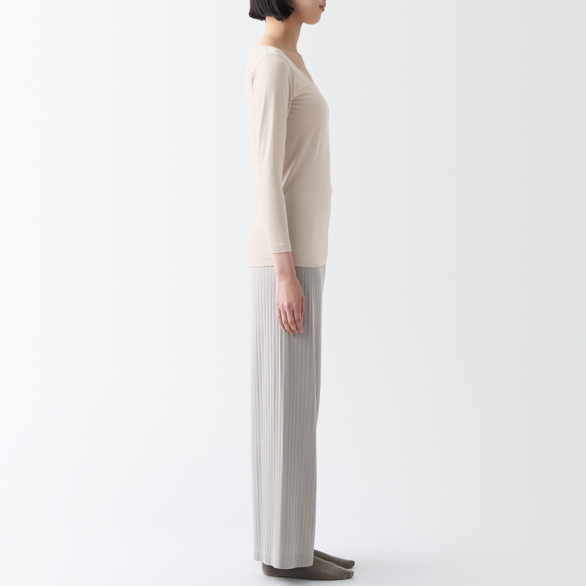 あったか綿　Ｕネック八分袖Ｔシャツ