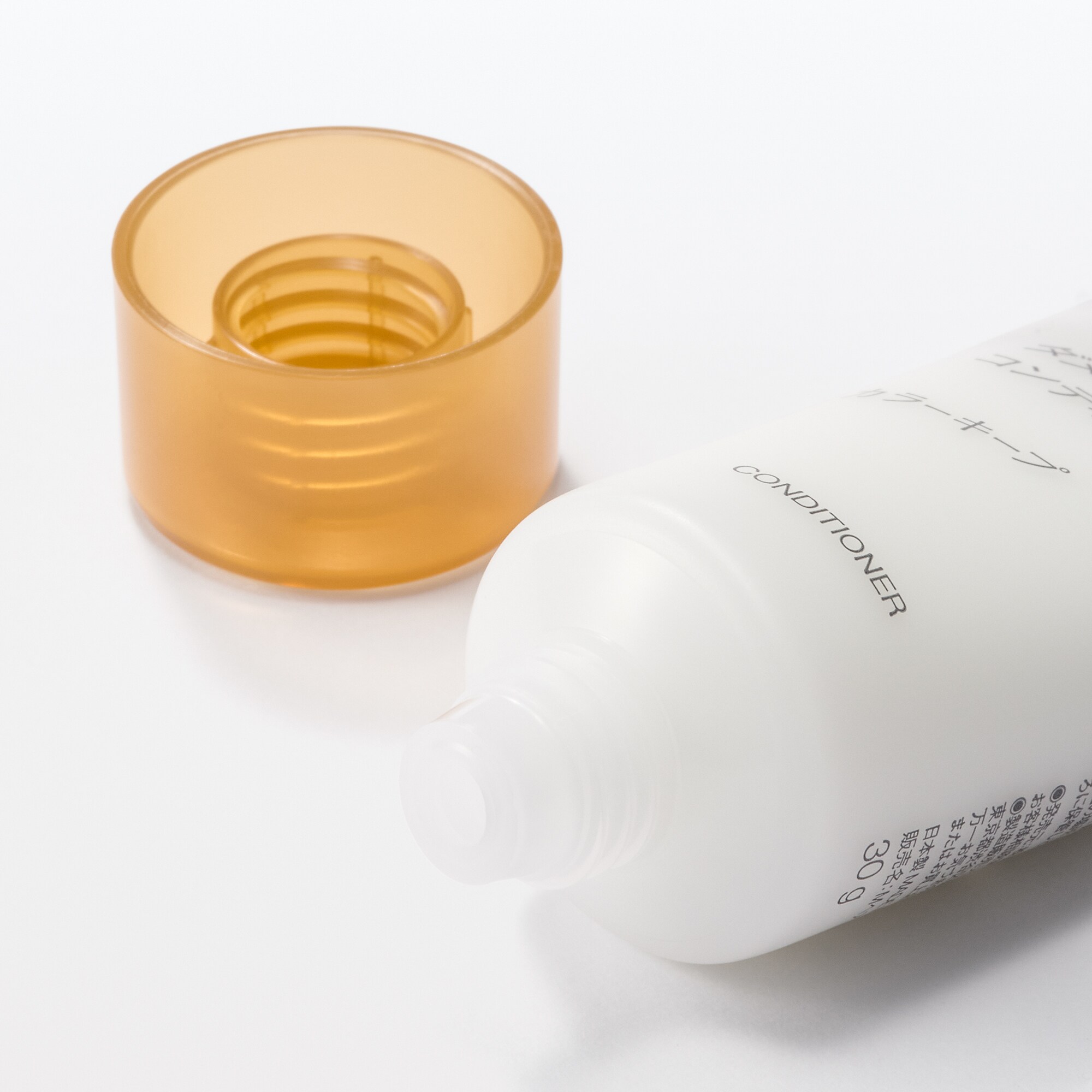 ダメージケアコンディショナー　カラーキープ（携帯用）　３０ｇ